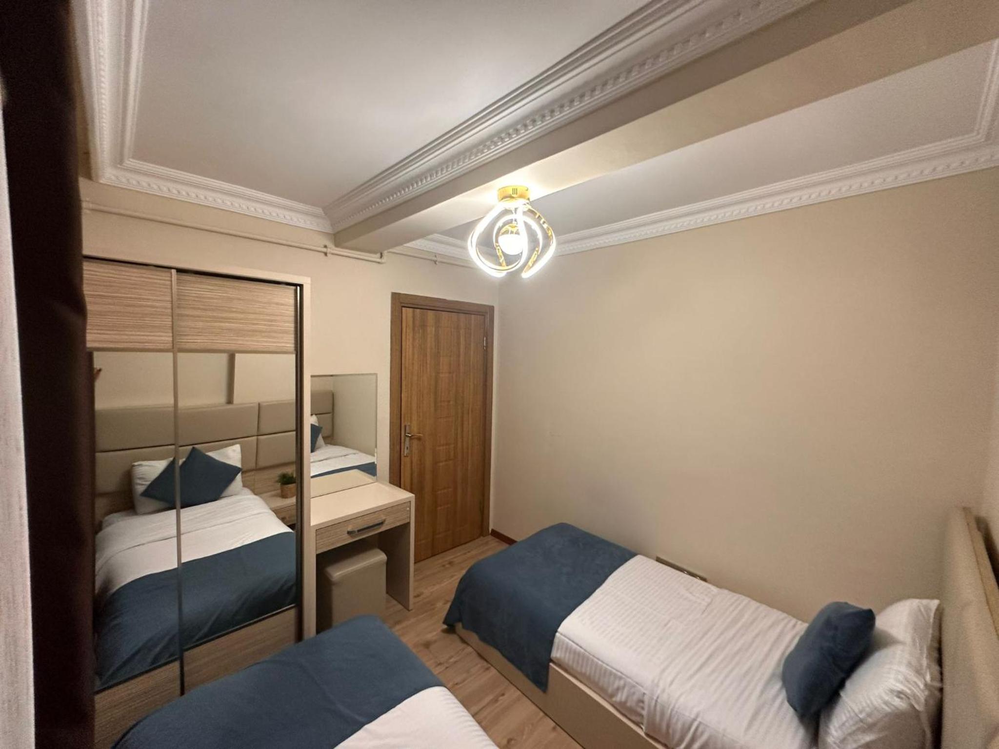 Overland Residence