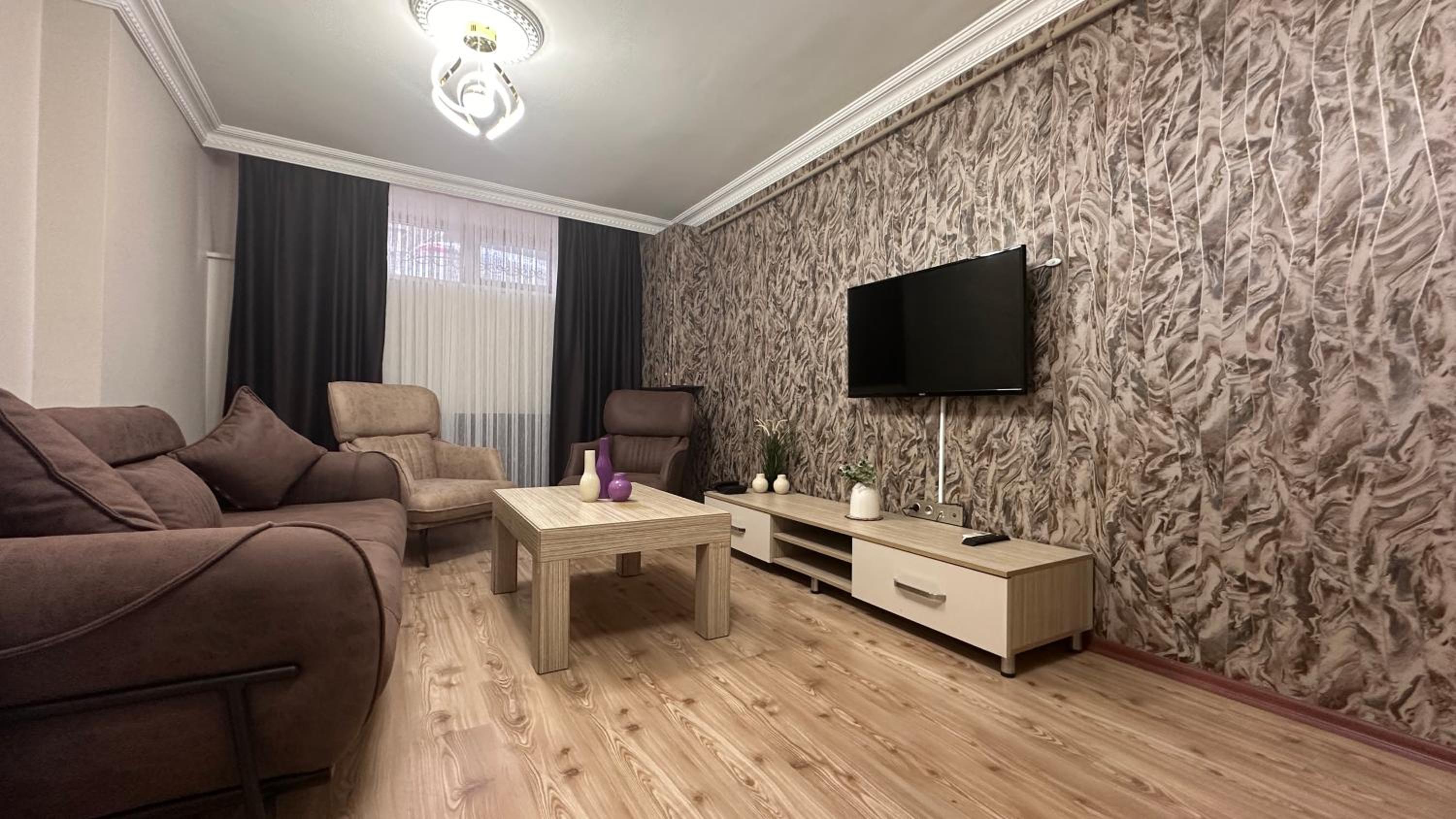 Overland Residence