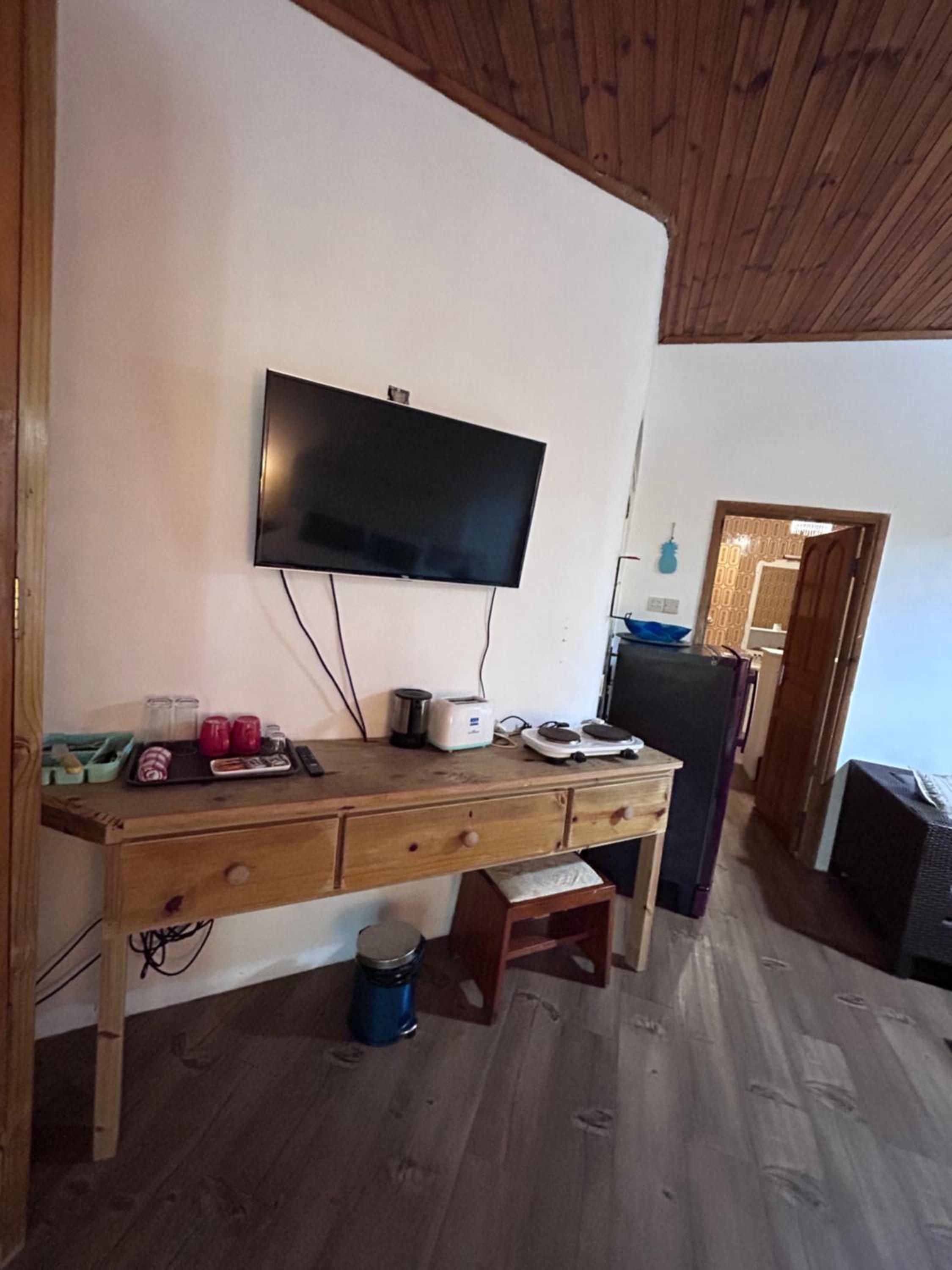 Castaway Lodge photo 4