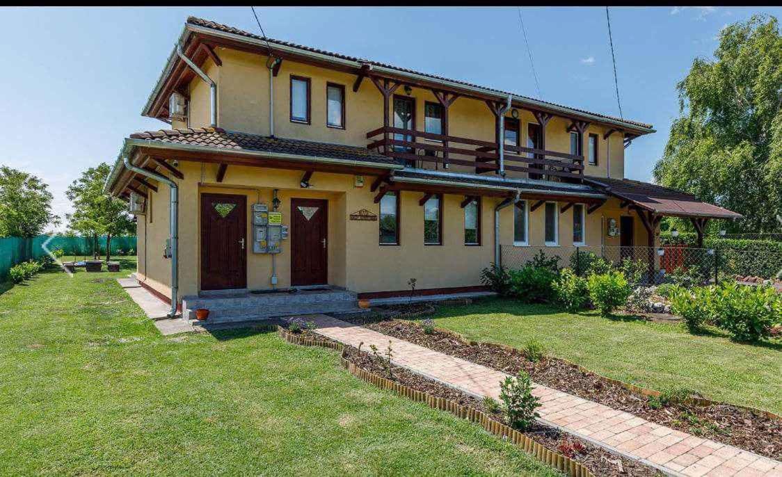 Holiday home in Balatonkeresztur 43400 view 4