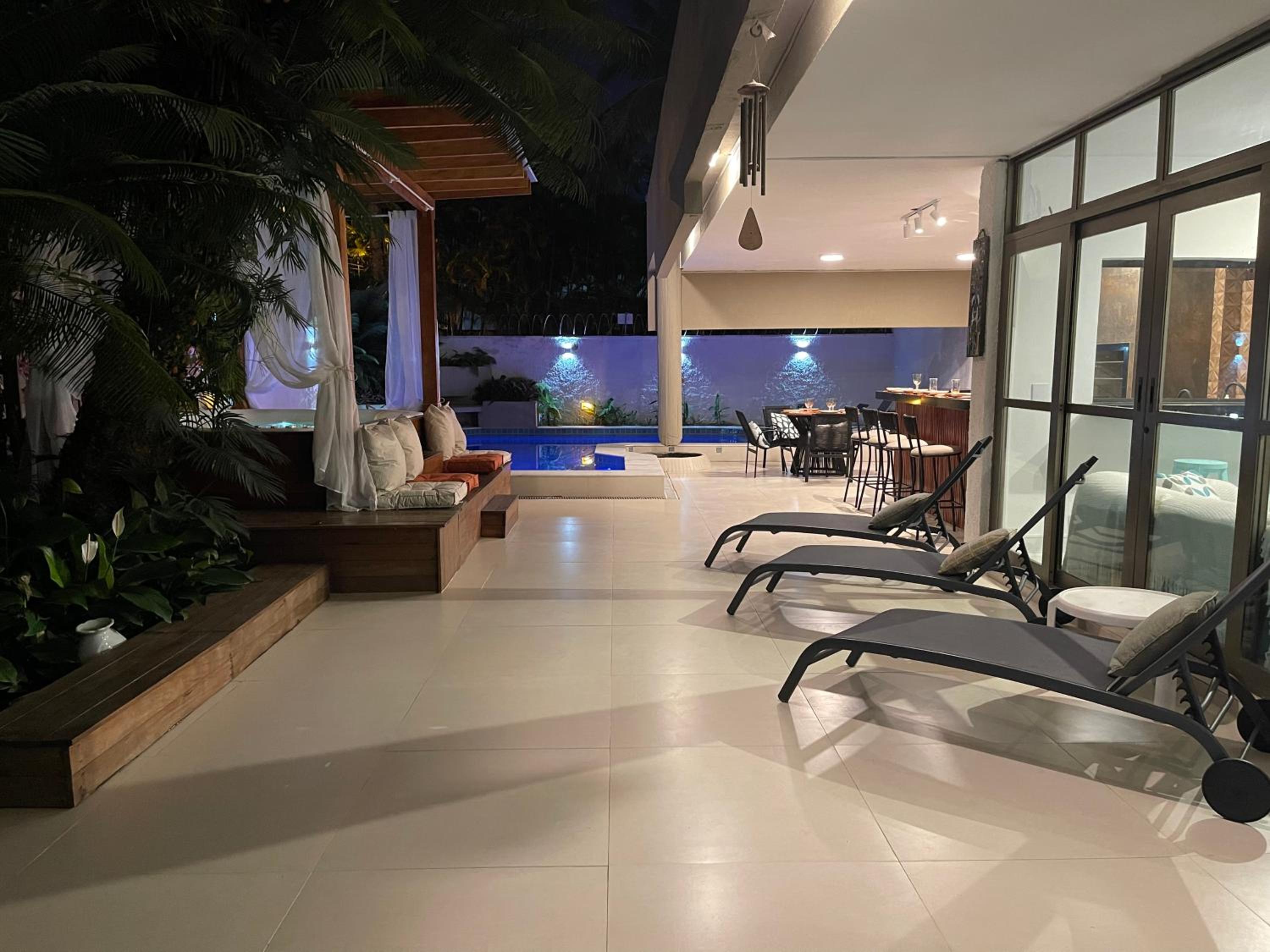 Hotel Vila linda com SPA e Piscina a 50 metros da Praia - Image 1