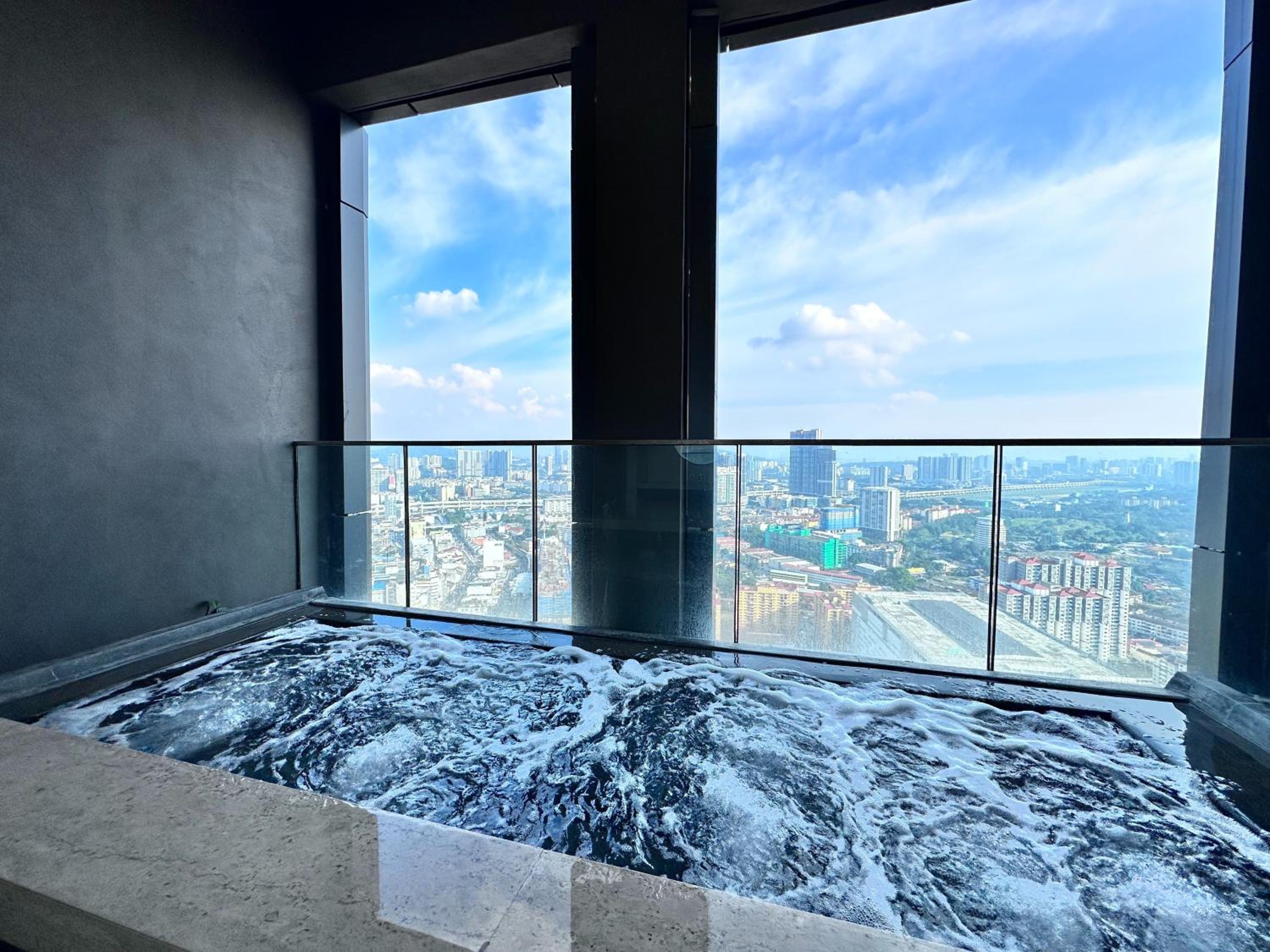 Lucentia Suites Lalaport at Bukit Bintang KL City by RICH LIVING
