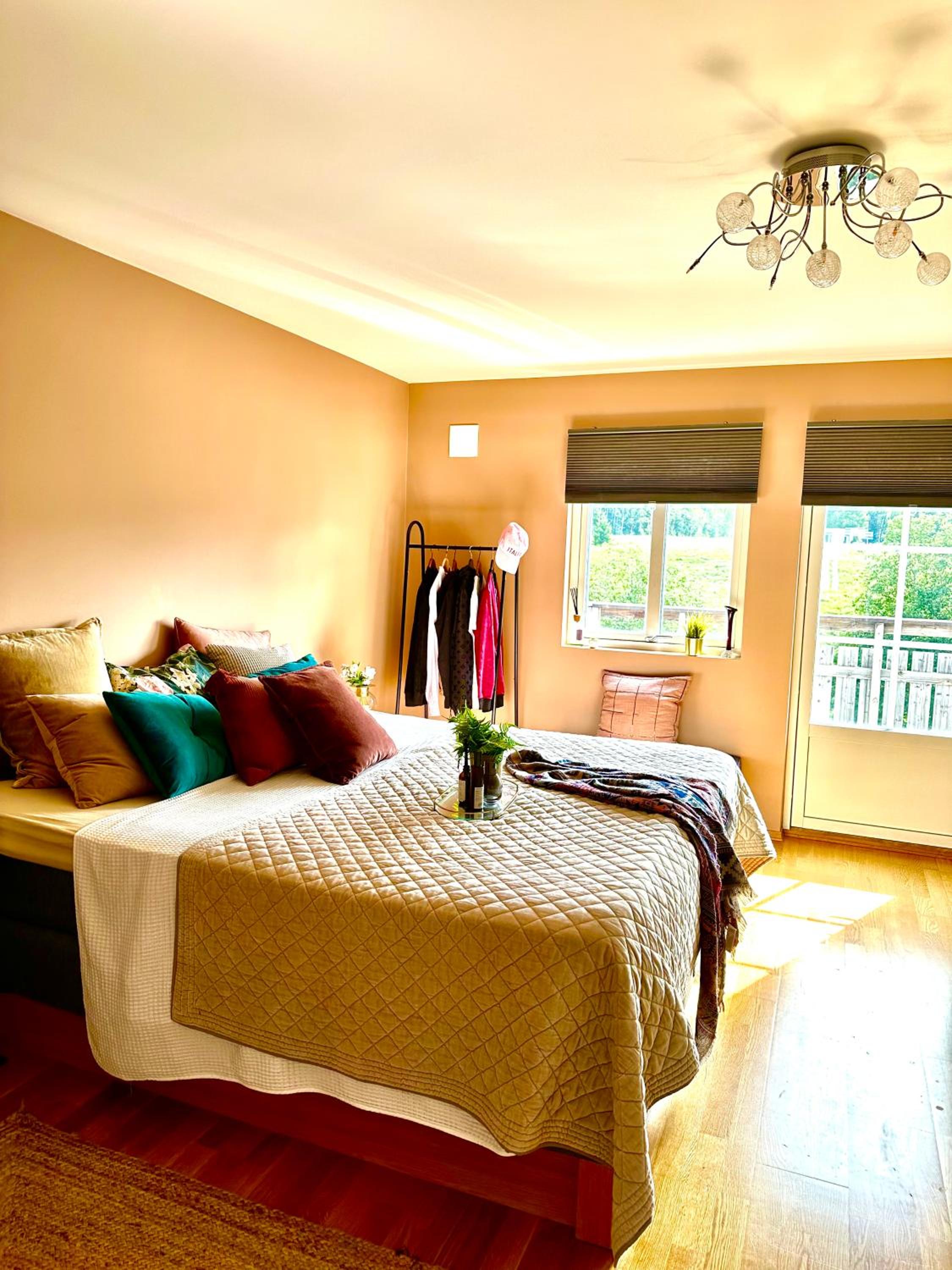 Villa Peaceful - Close to Lillestrøm, Ahus, Oslo Met, Kjeller, Lørenskog, Strømmen, Gardermoen Osl AirPort and NATURE