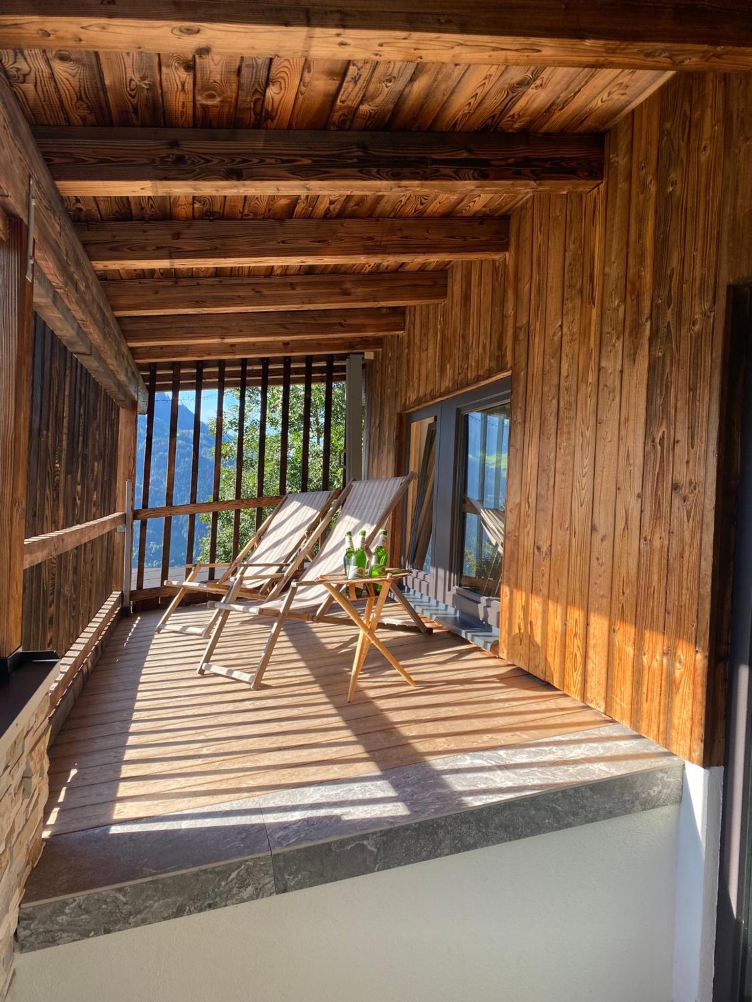 Sunside Apartment