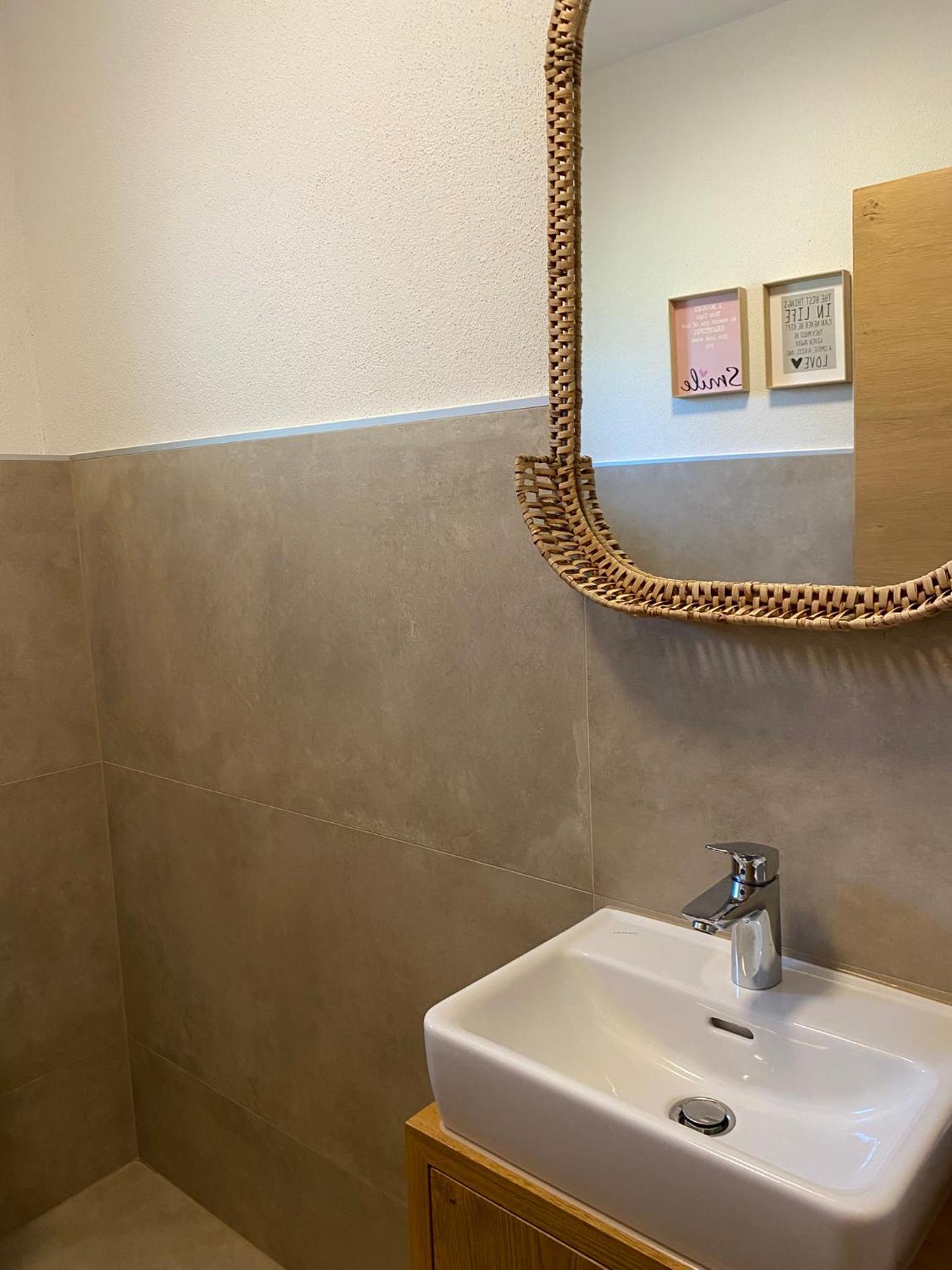 Sunside Apartment