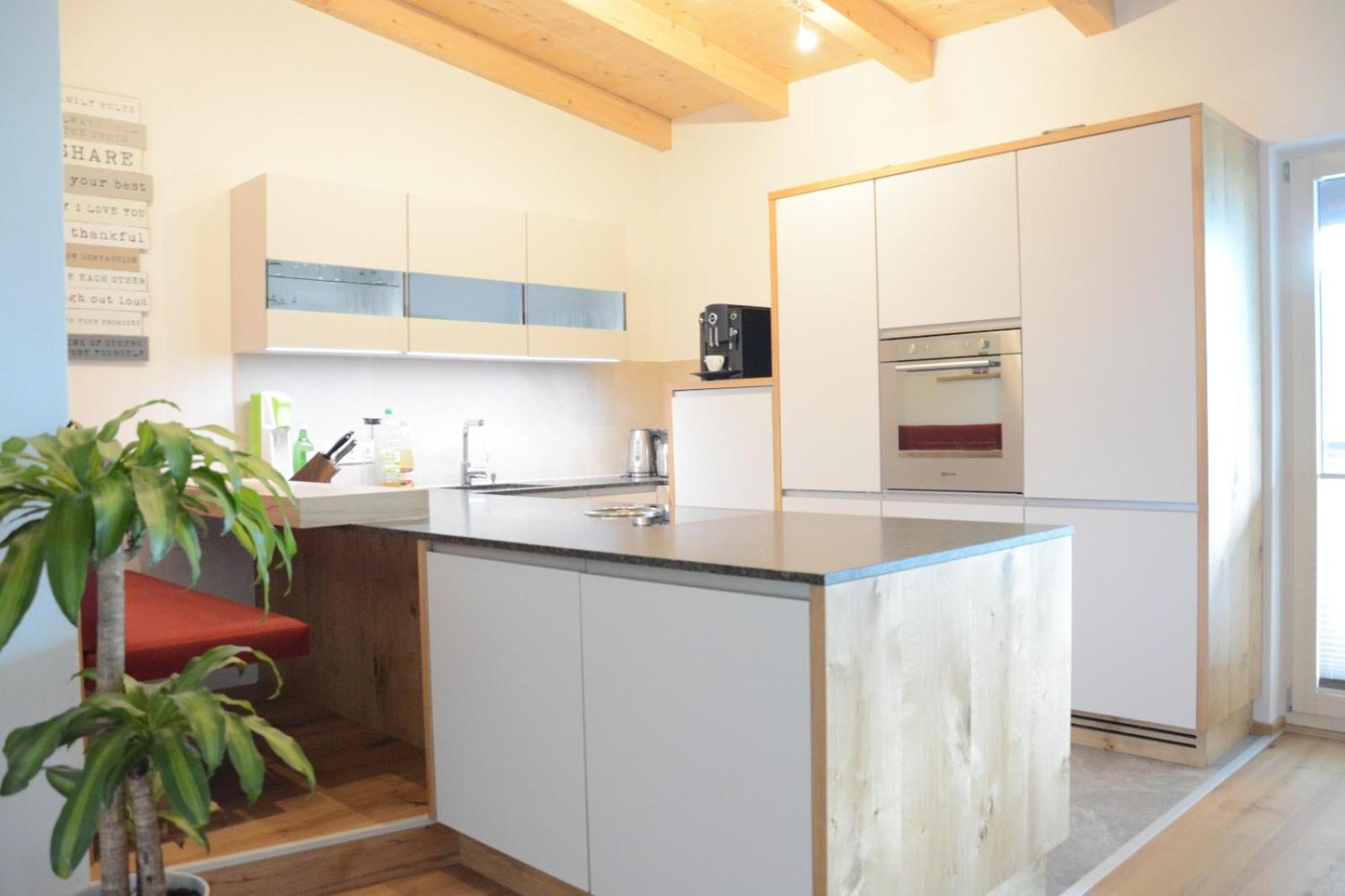 Sunside Apartment