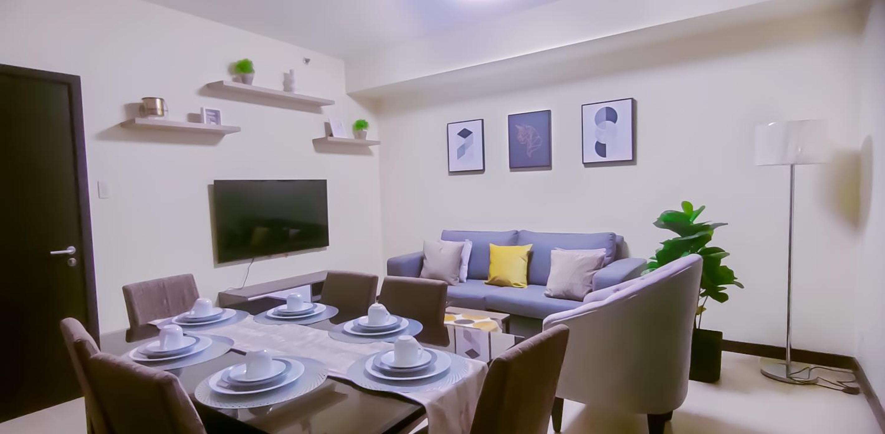 2 BR San Lorenzo Place Condo Unit view 4