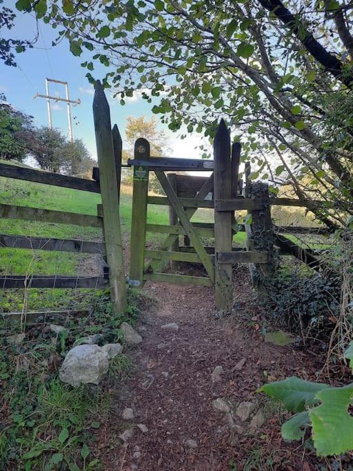 18th-Century three-bedroom Mill Worker's Cottage view 4