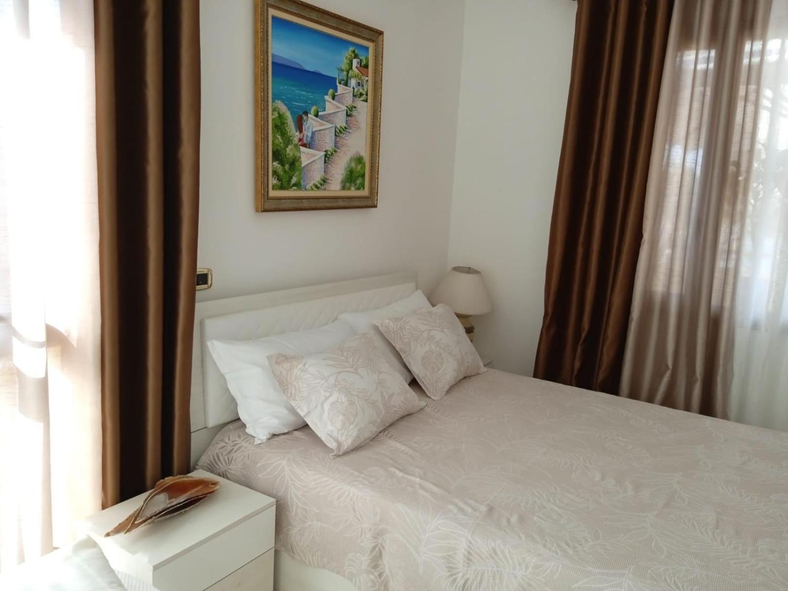 Exquisite City Guest House