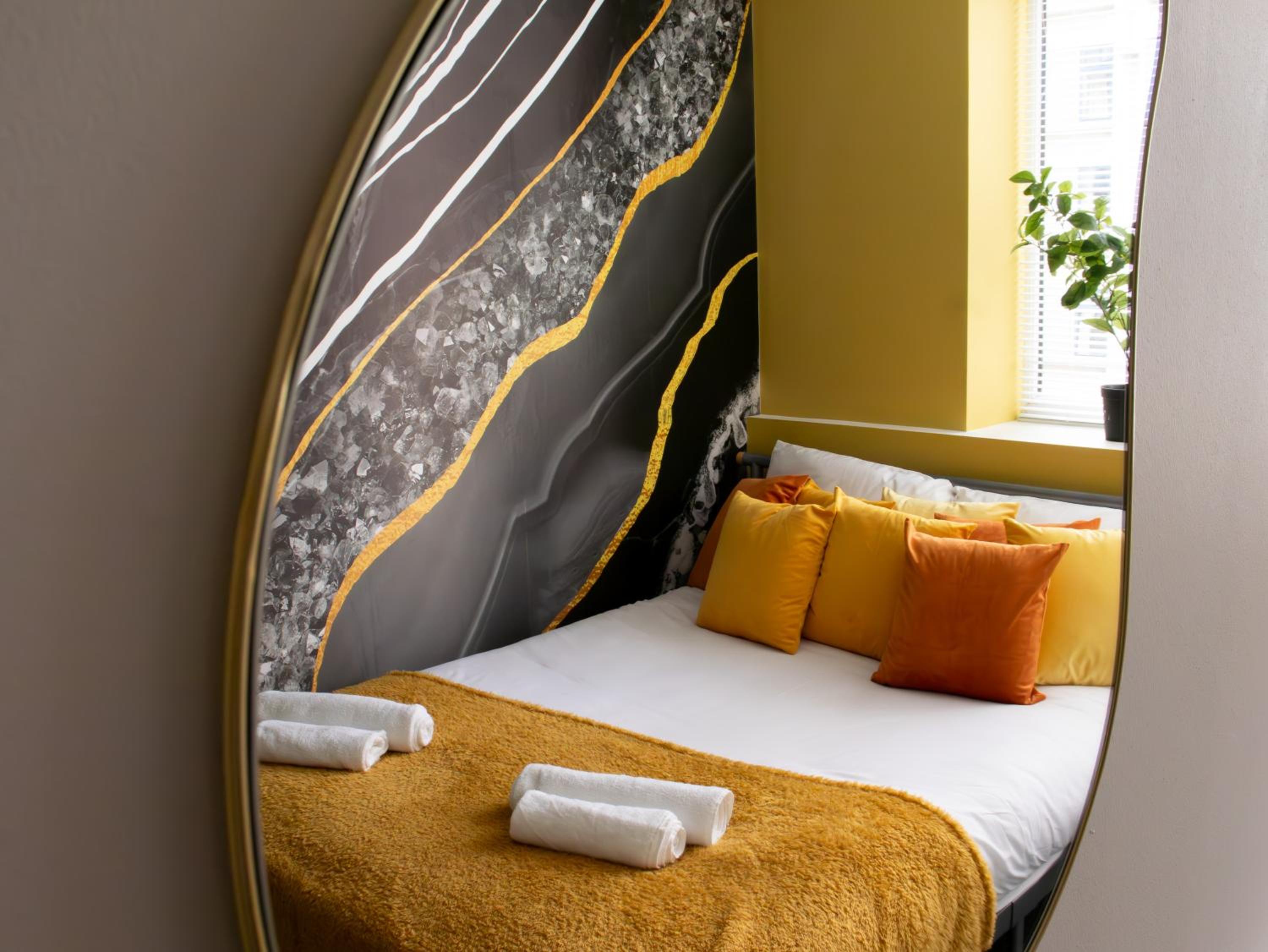 Open Mind Property - Luxury Apartment in the City view 4