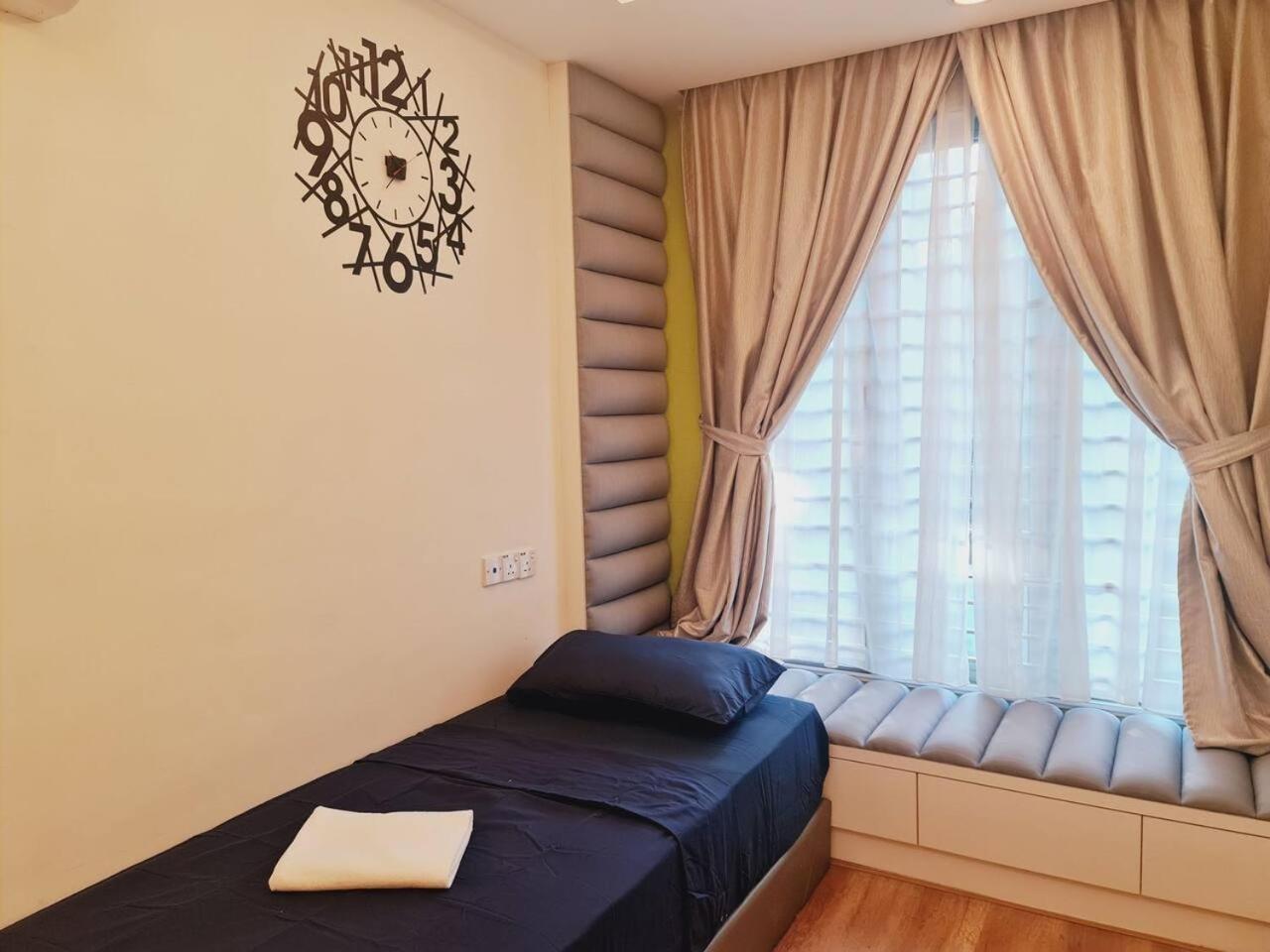 Pool Villa Melaka up to 18 pax