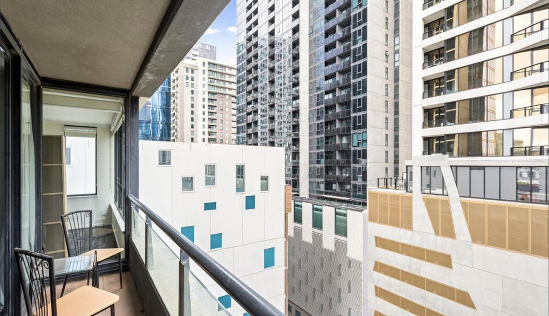 ReadySet Apartments on Kavanagh