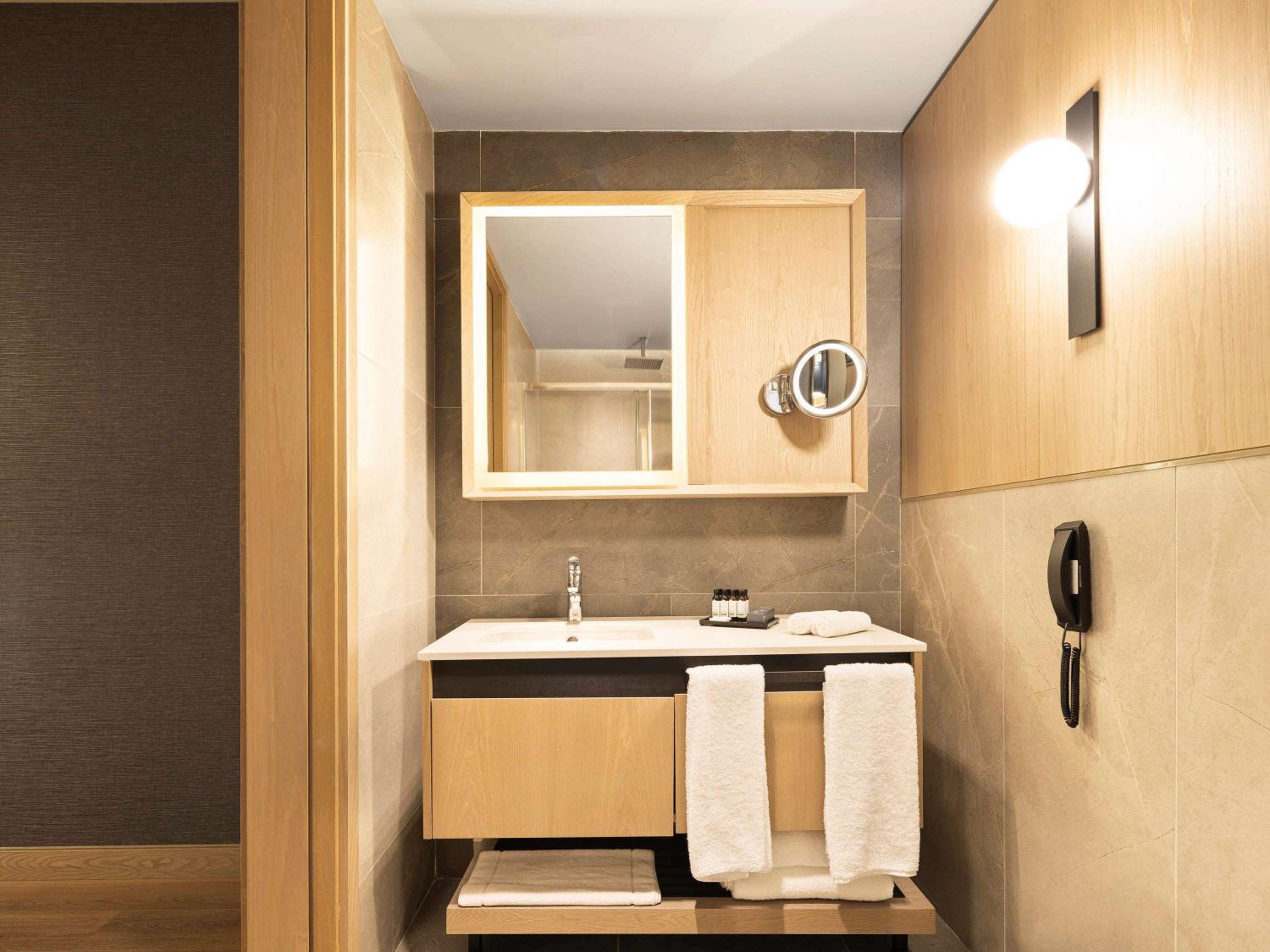 Movenpick Living İstanbul Camlivadi - Image 51