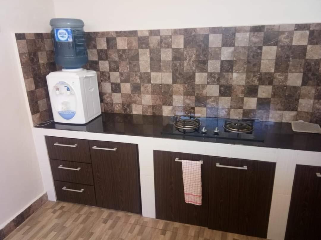 Melanting Corner