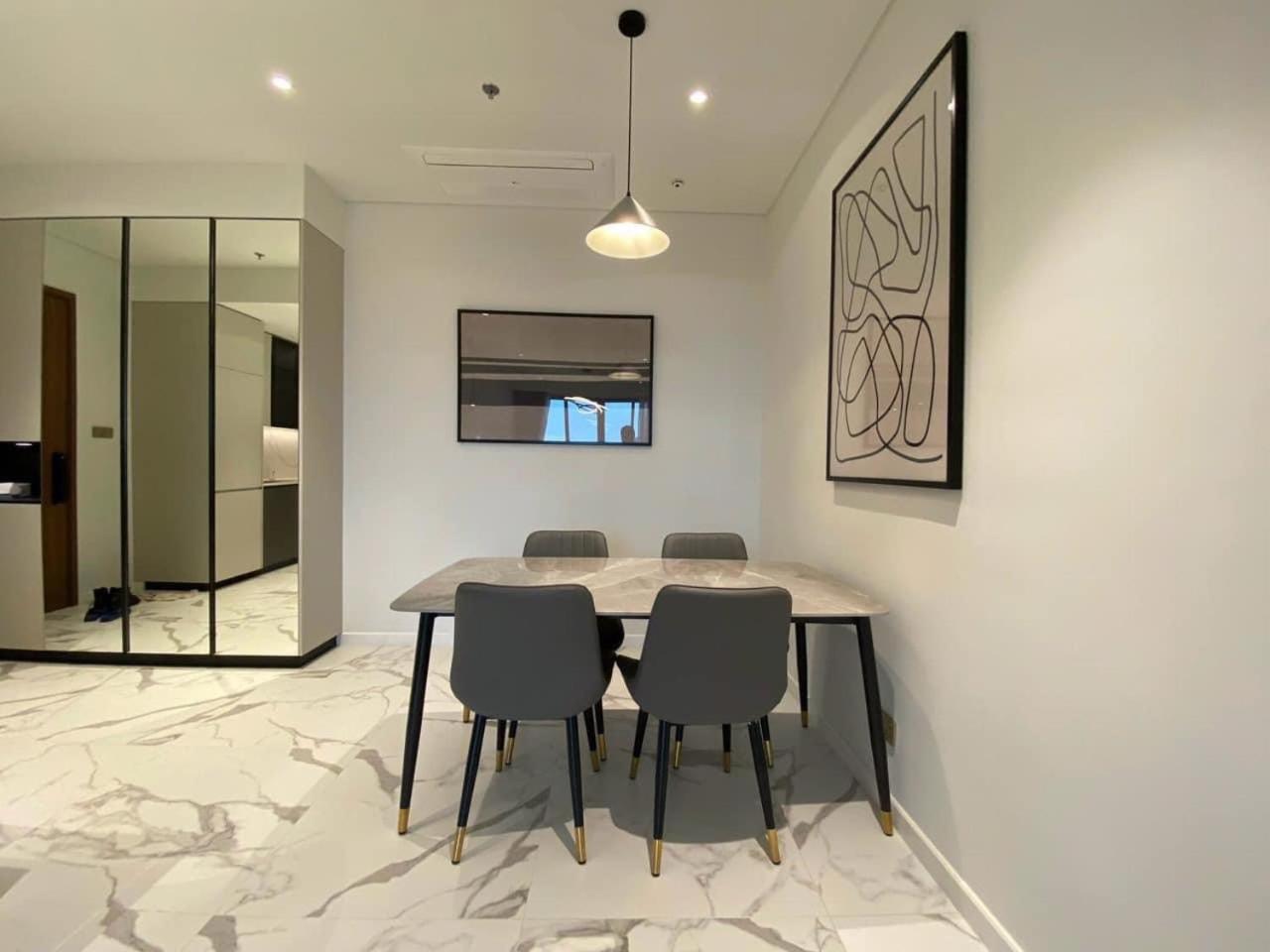 THE CREST-Central Saigon Riverside -Free POOL-GYM-SAUNA Room-YOGA Room