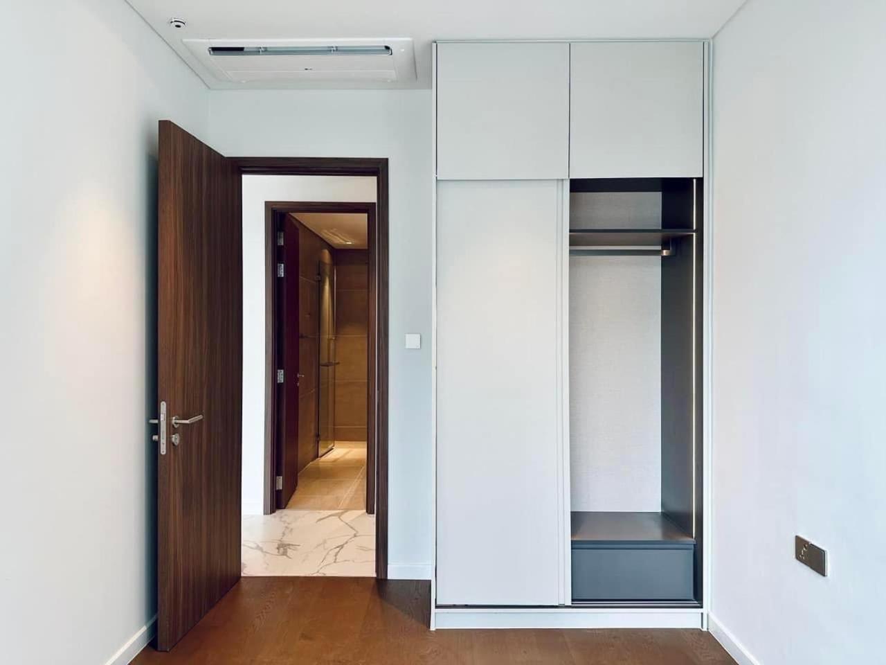 THE CREST-Central Saigon Riverside -Free POOL-GYM-SAUNA Room-YOGA Room