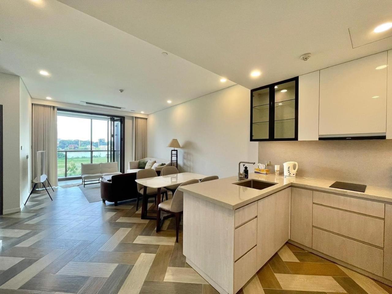 THE CREST-Central Saigon Riverside -Free POOL-GYM-SAUNA Room-YOGA Room