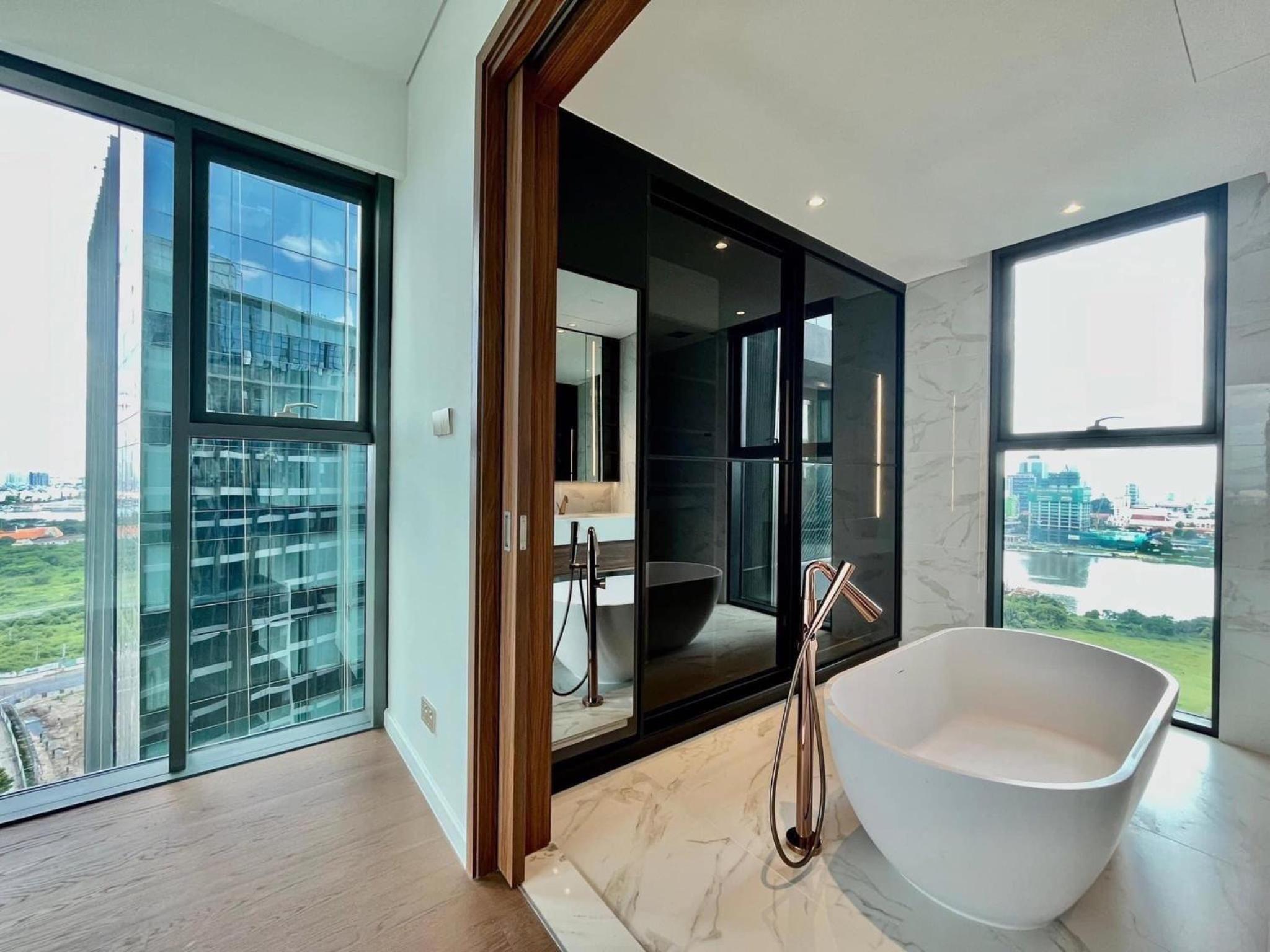 THE CREST-Central Saigon Riverside -Free POOL-GYM-SAUNA Room-YOGA Room