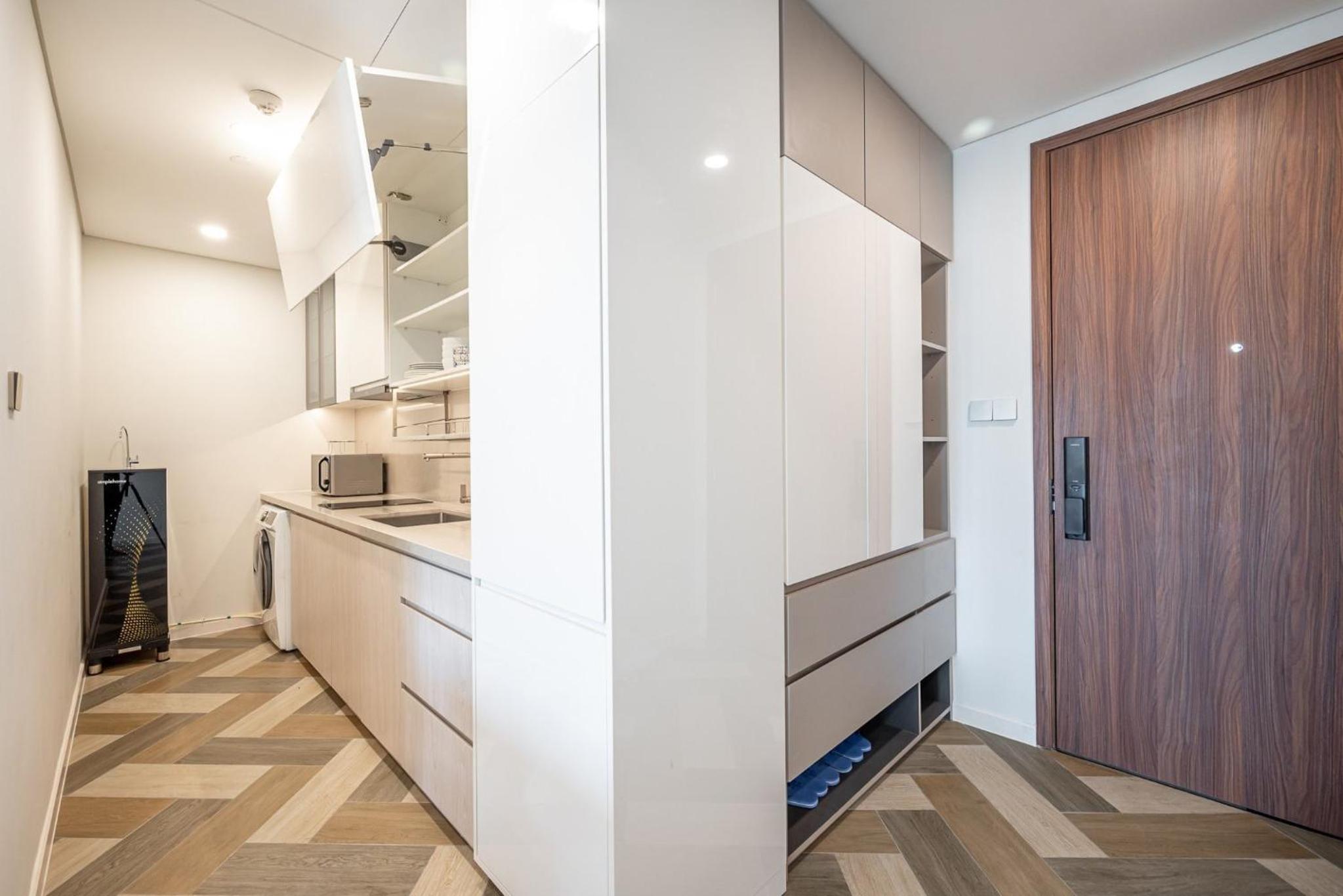 THE CREST-Central Saigon Riverside -Free POOL-GYM-SAUNA Room-YOGA Room