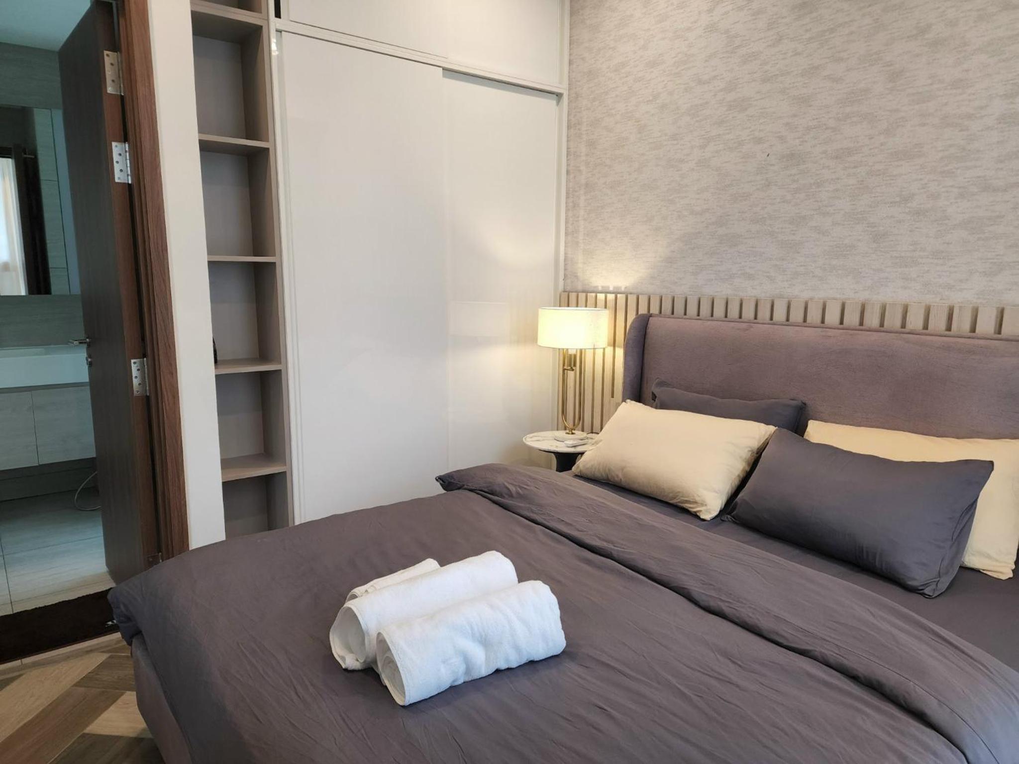 THE CREST-Central Saigon Riverside -Free POOL-GYM-SAUNA Room-YOGA Room
