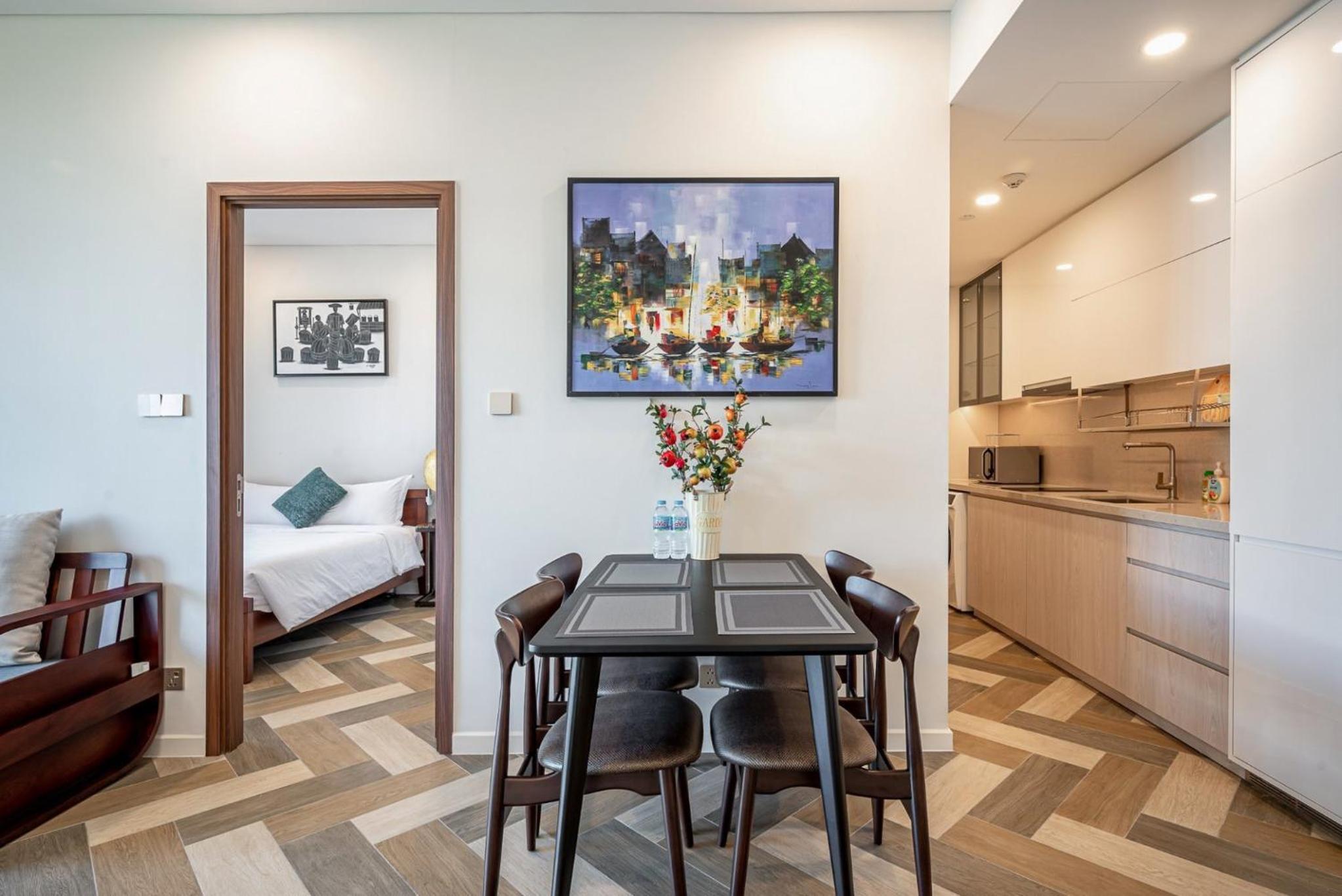 THE CREST-Central Saigon Riverside -Free POOL-GYM-SAUNA Room-YOGA Room