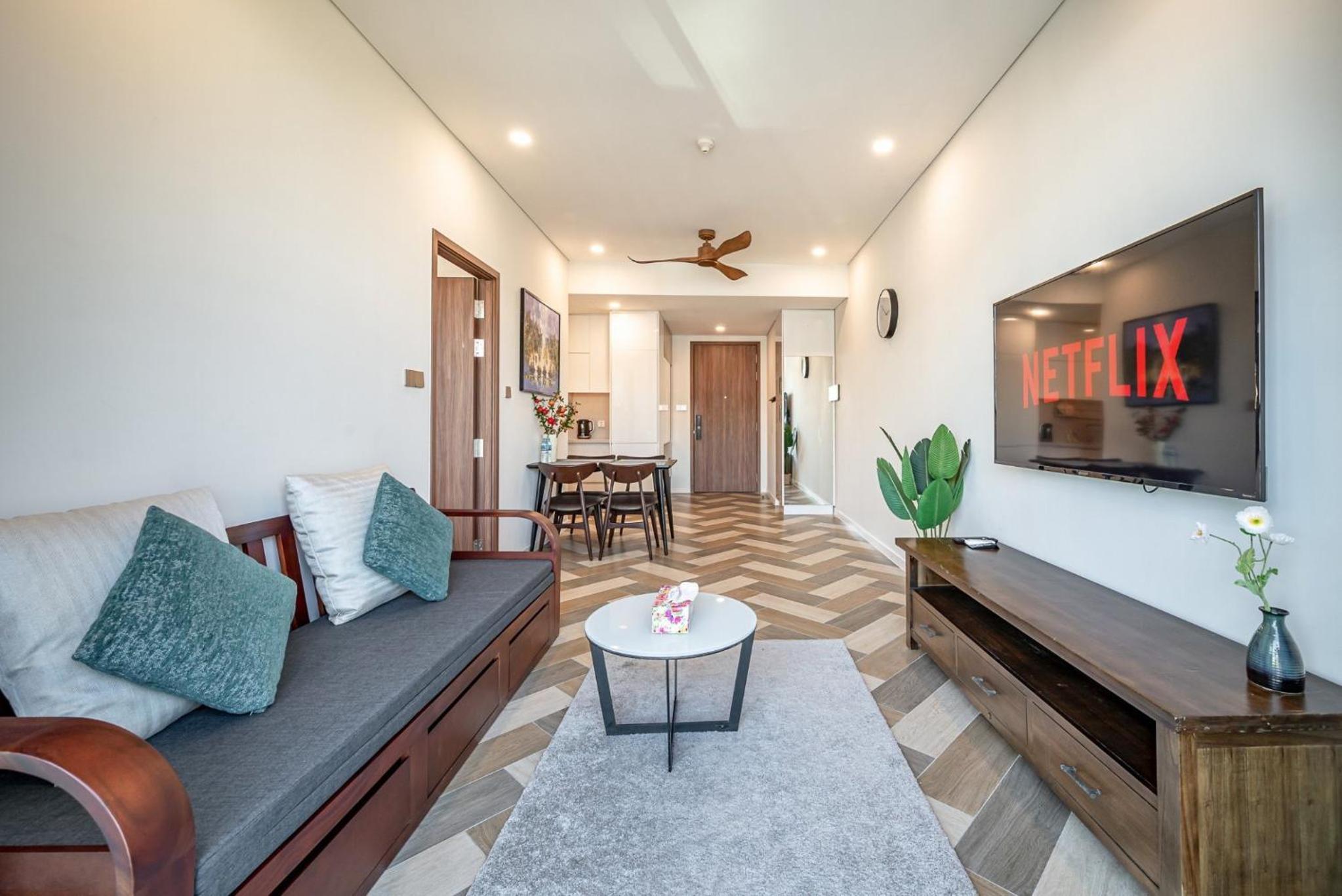 THE CREST-Central Saigon Riverside -Free POOL-GYM-SAUNA Room-YOGA Room