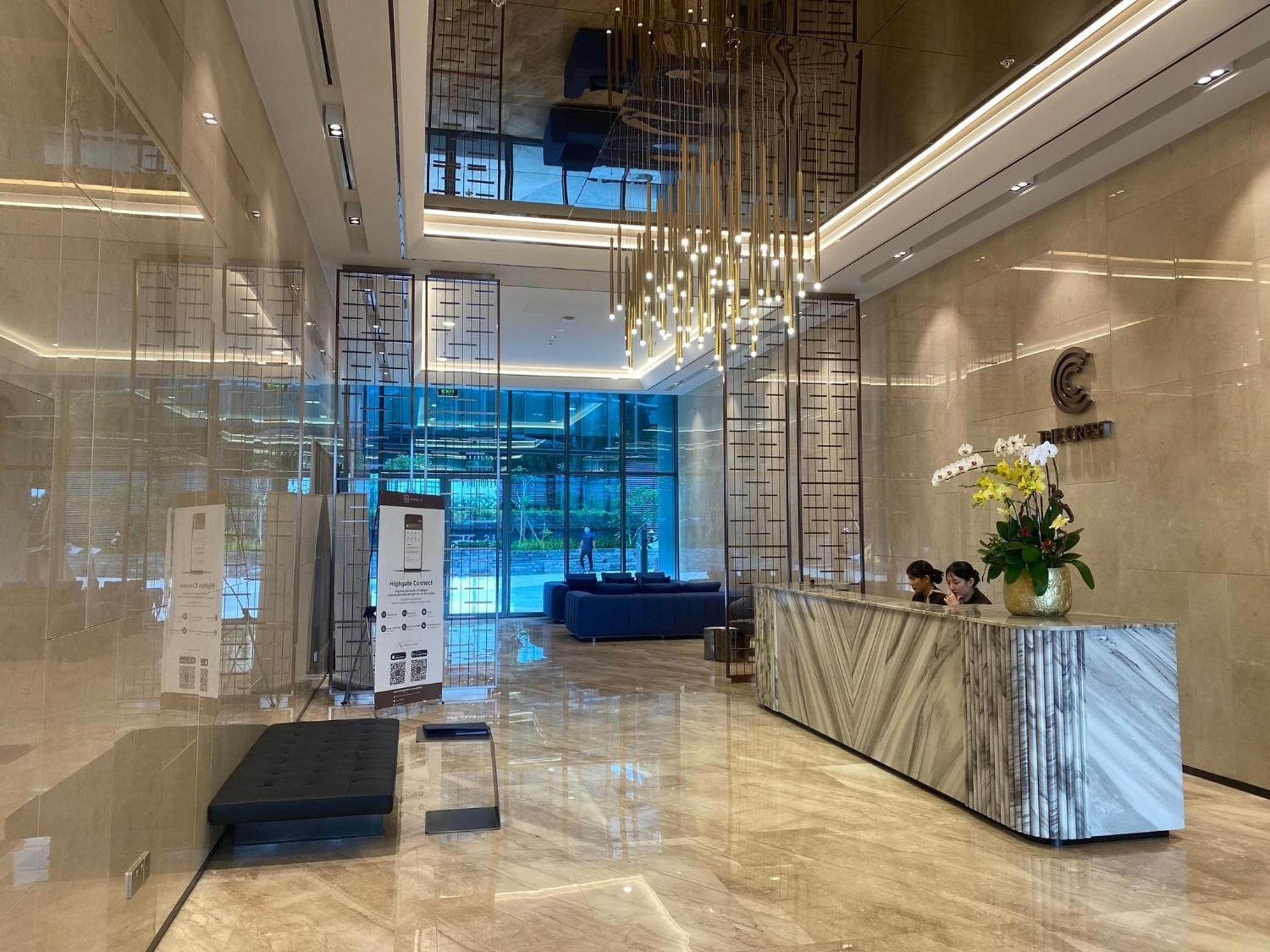 THE CREST-Central Saigon Riverside -Free POOL-GYM-SAUNA Room-YOGA Room