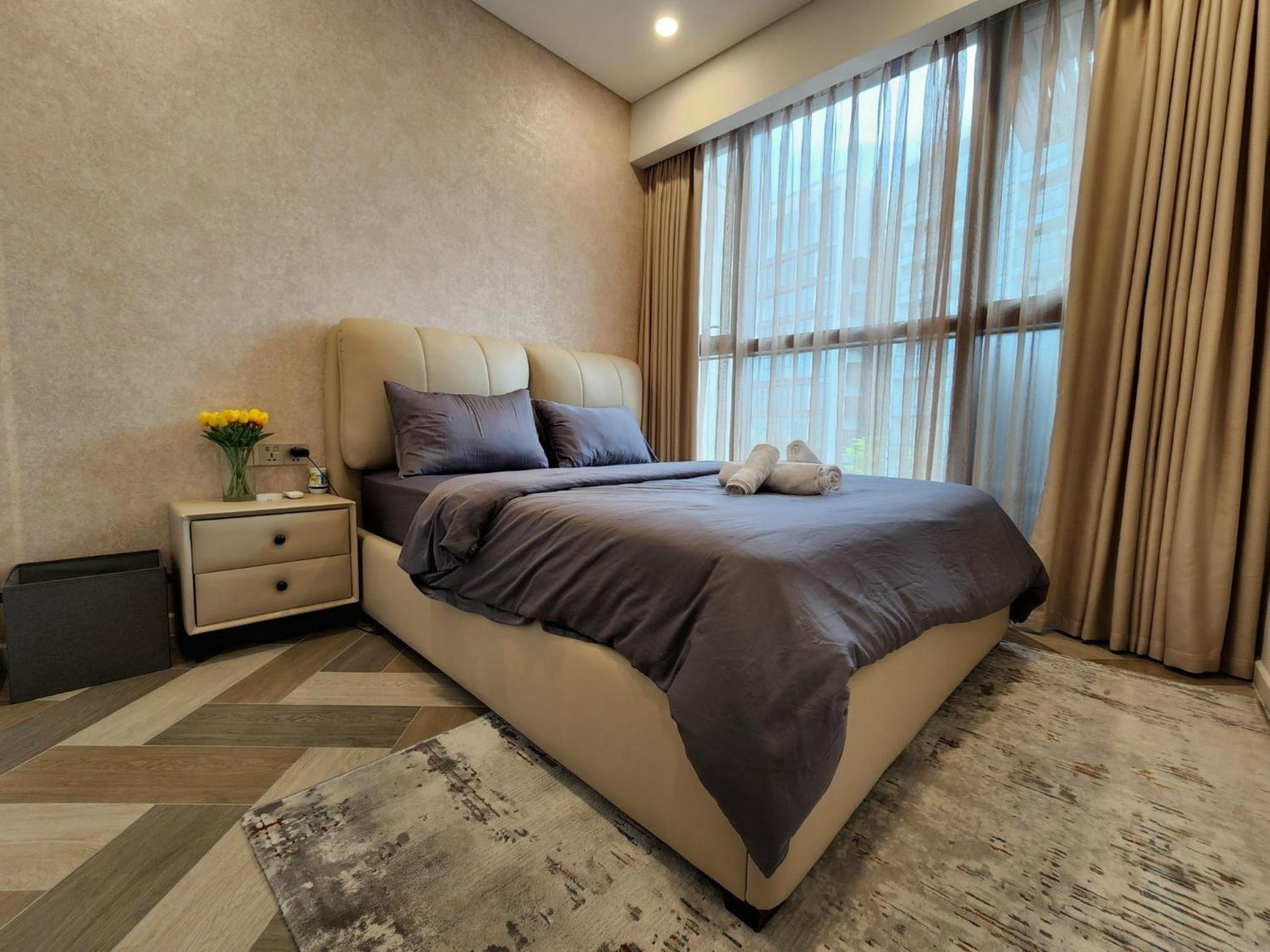 THE CREST-Central Saigon Riverside -Free POOL-GYM-SAUNA Room-YOGA Room