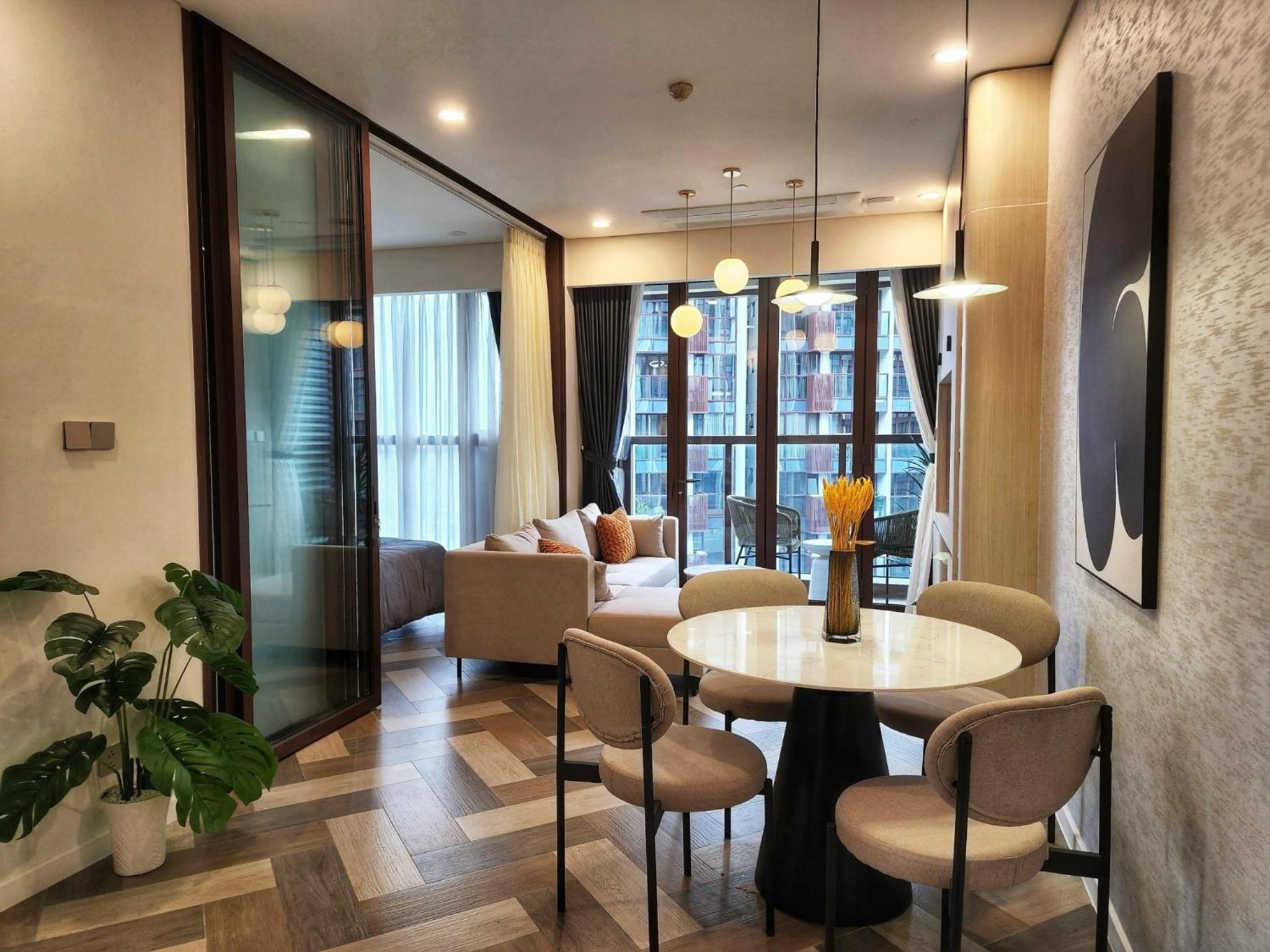 THE CREST-Central Saigon Riverside -Free POOL-GYM-SAUNA Room-YOGA Room