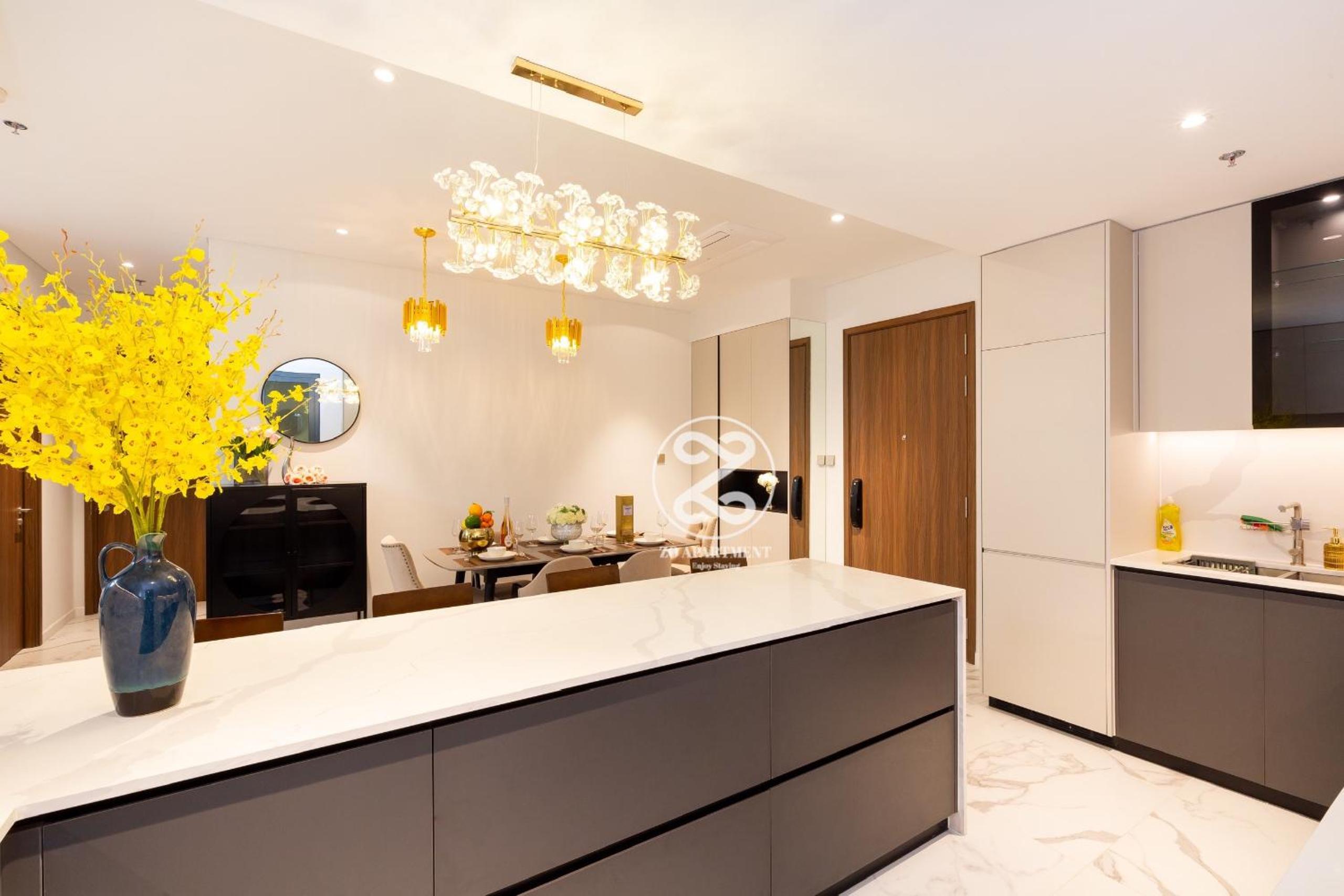 THE CREST-Central Saigon Riverside -Free POOL-GYM-SAUNA Room-YOGA Room