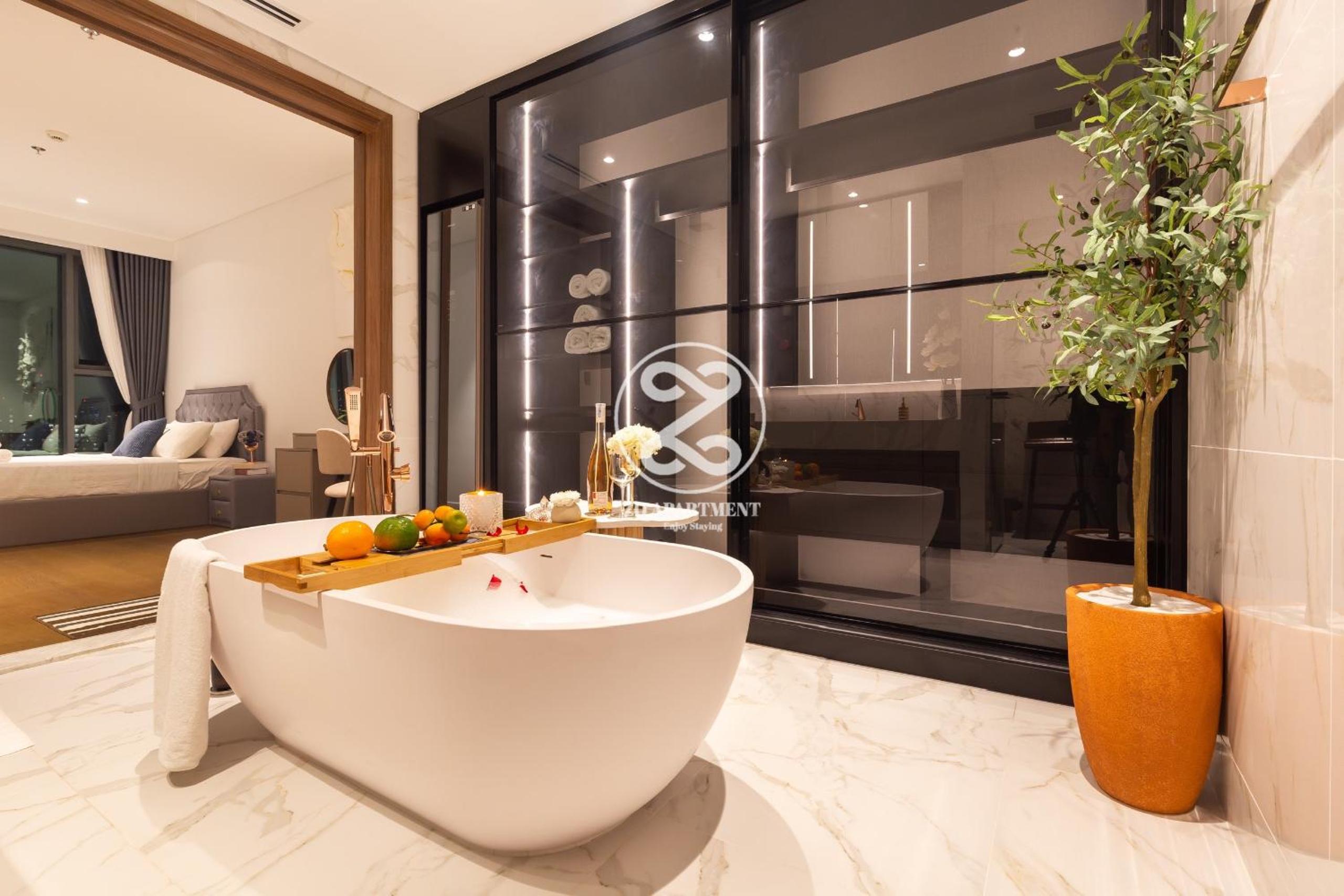 THE CREST-Central Saigon Riverside -Free POOL-GYM-SAUNA Room-YOGA Room
