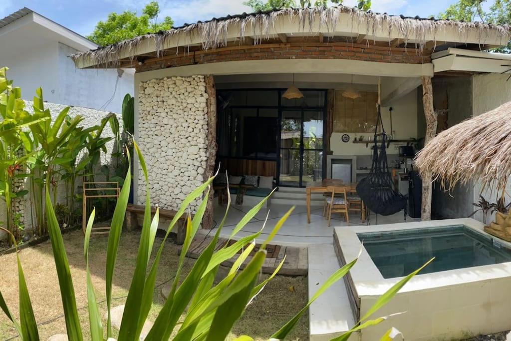 Hotel Alma Cottage 2 - One Bedroom With Pool & Bath Tub