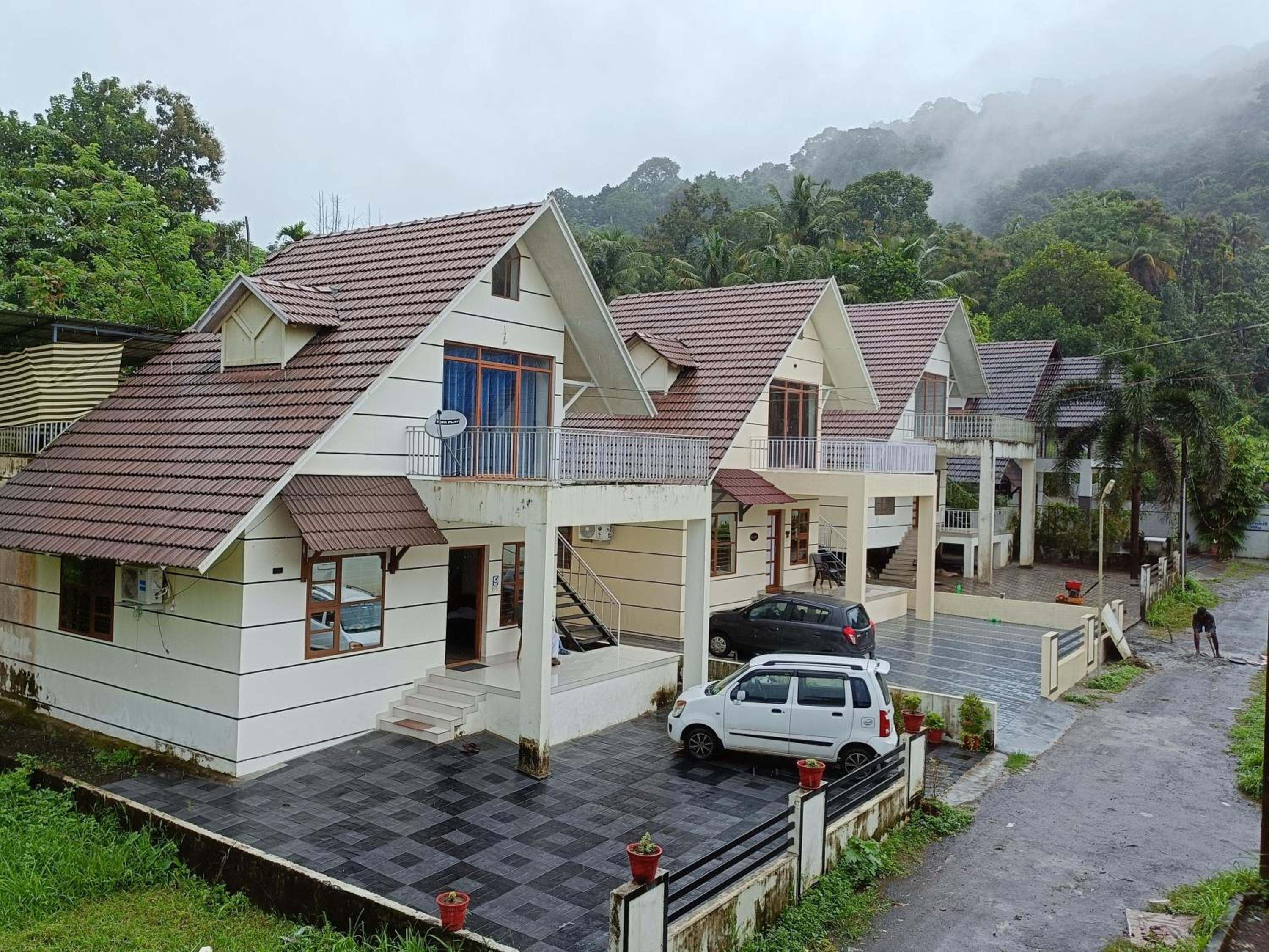 RAIN DROPS PREMIUM VILLAS - Athirappilly view 3