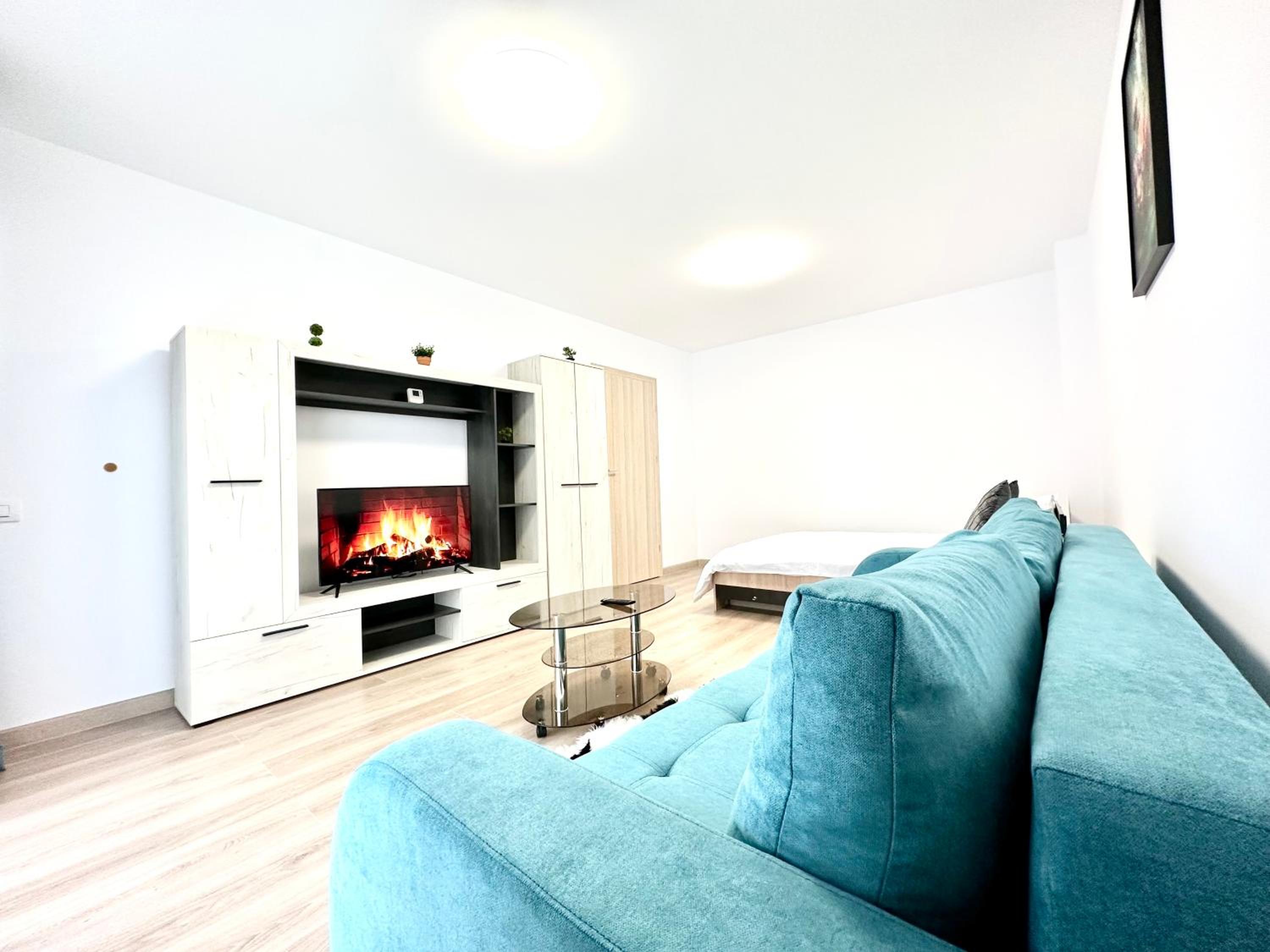 Urban Plaza Astra - Rise Private Apartments & Suites view 3