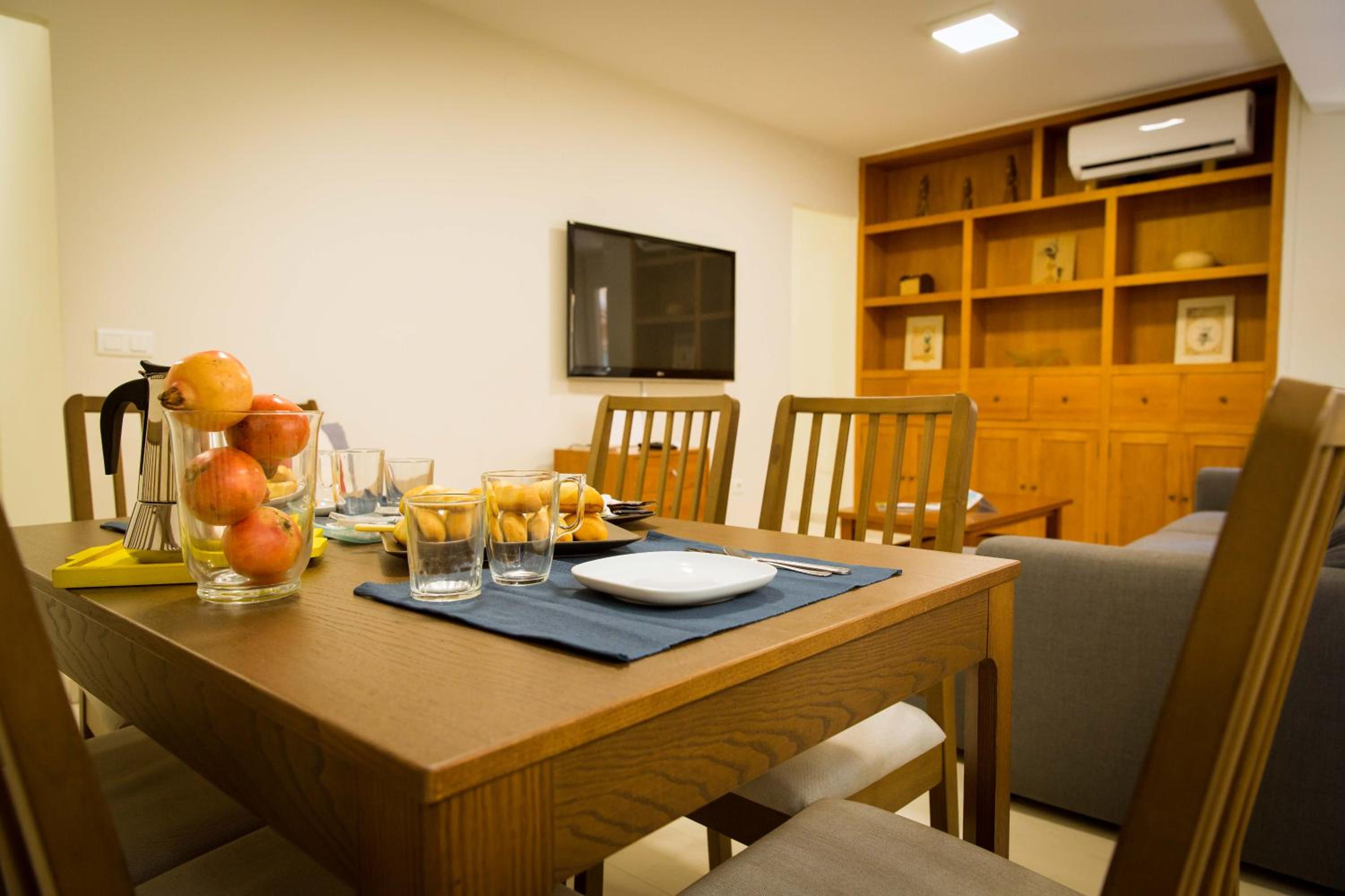 Apartments Holidays2Malaga City Center