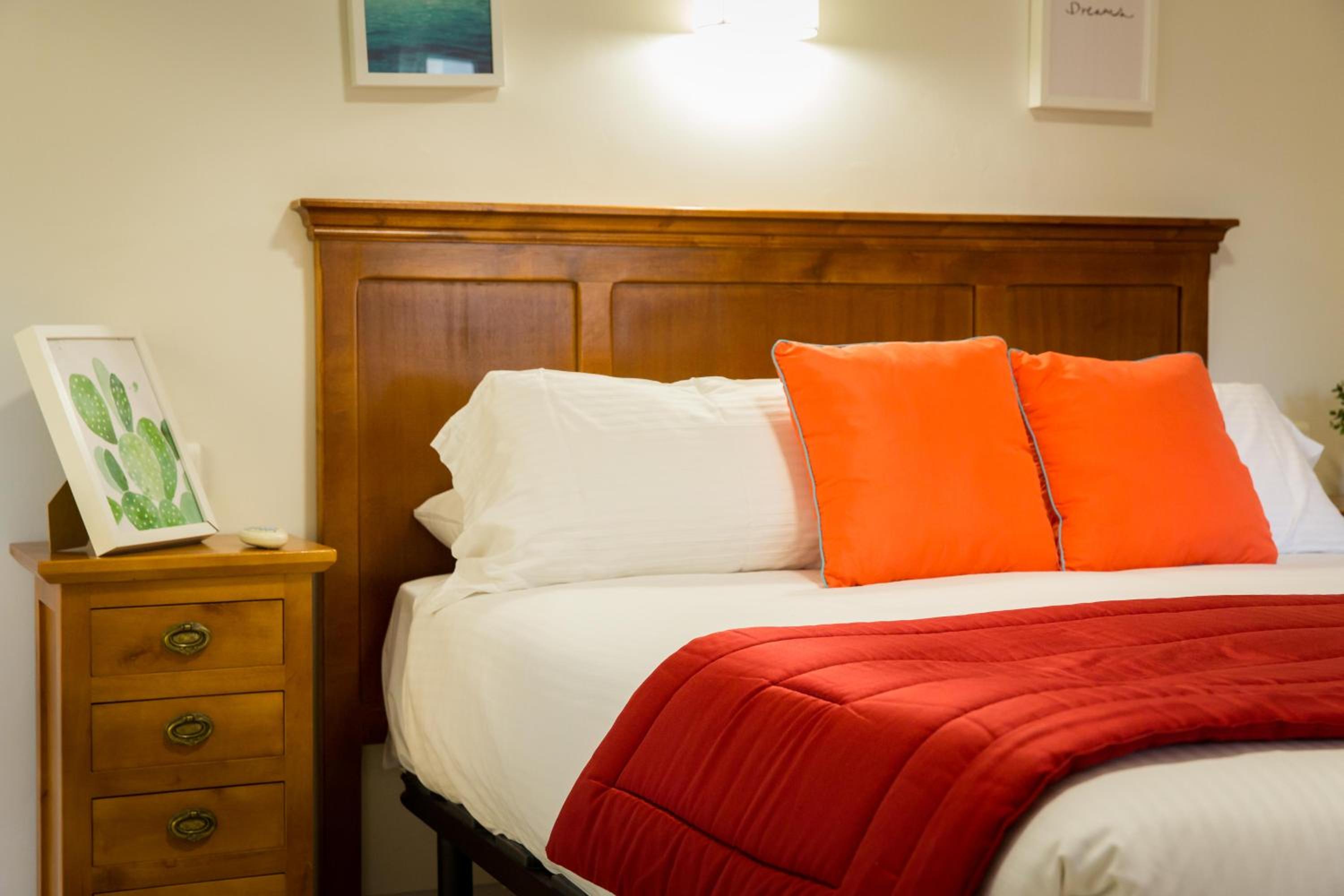 Apartments Holidays2Malaga City Center