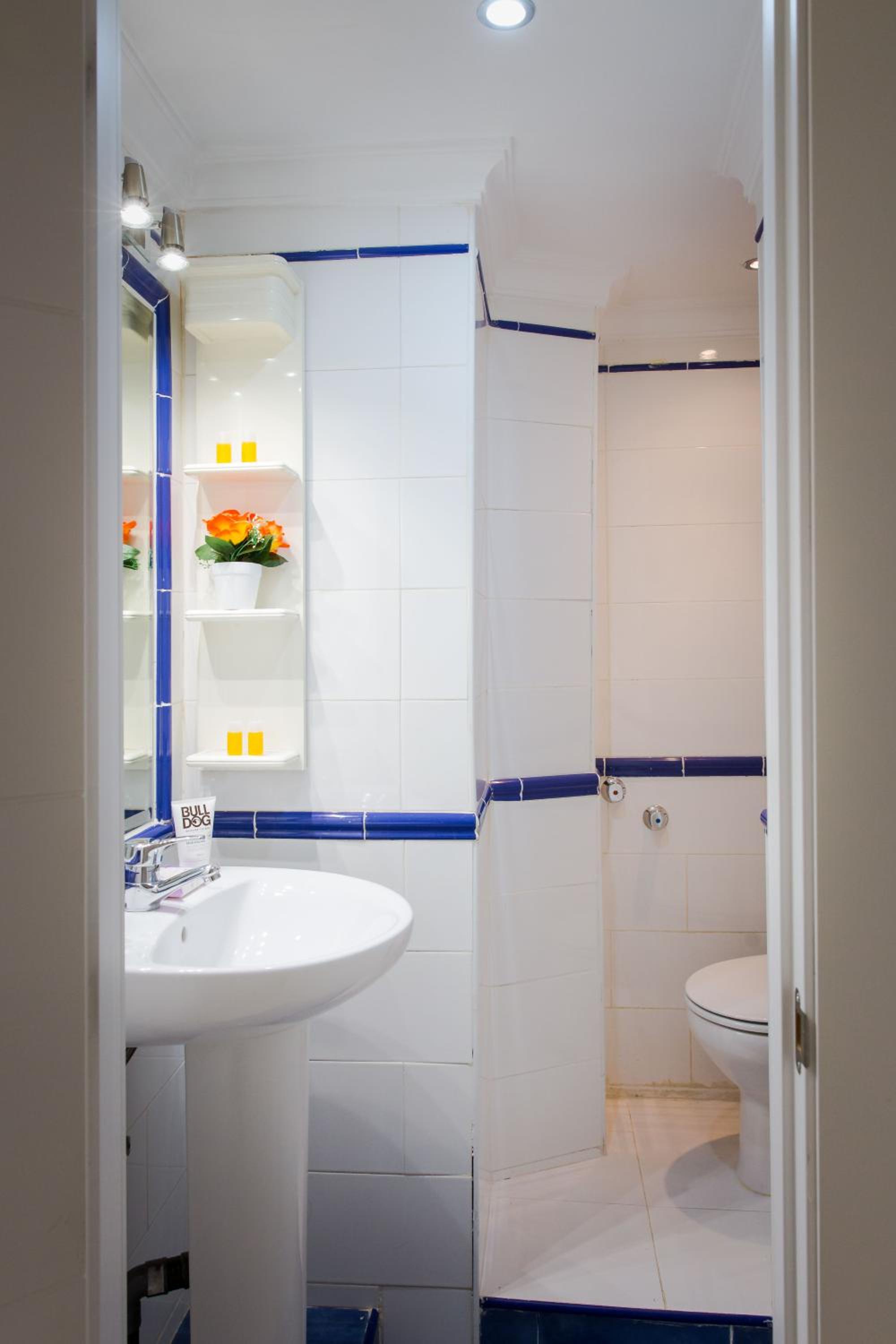 Apartments Holidays2Malaga City Center