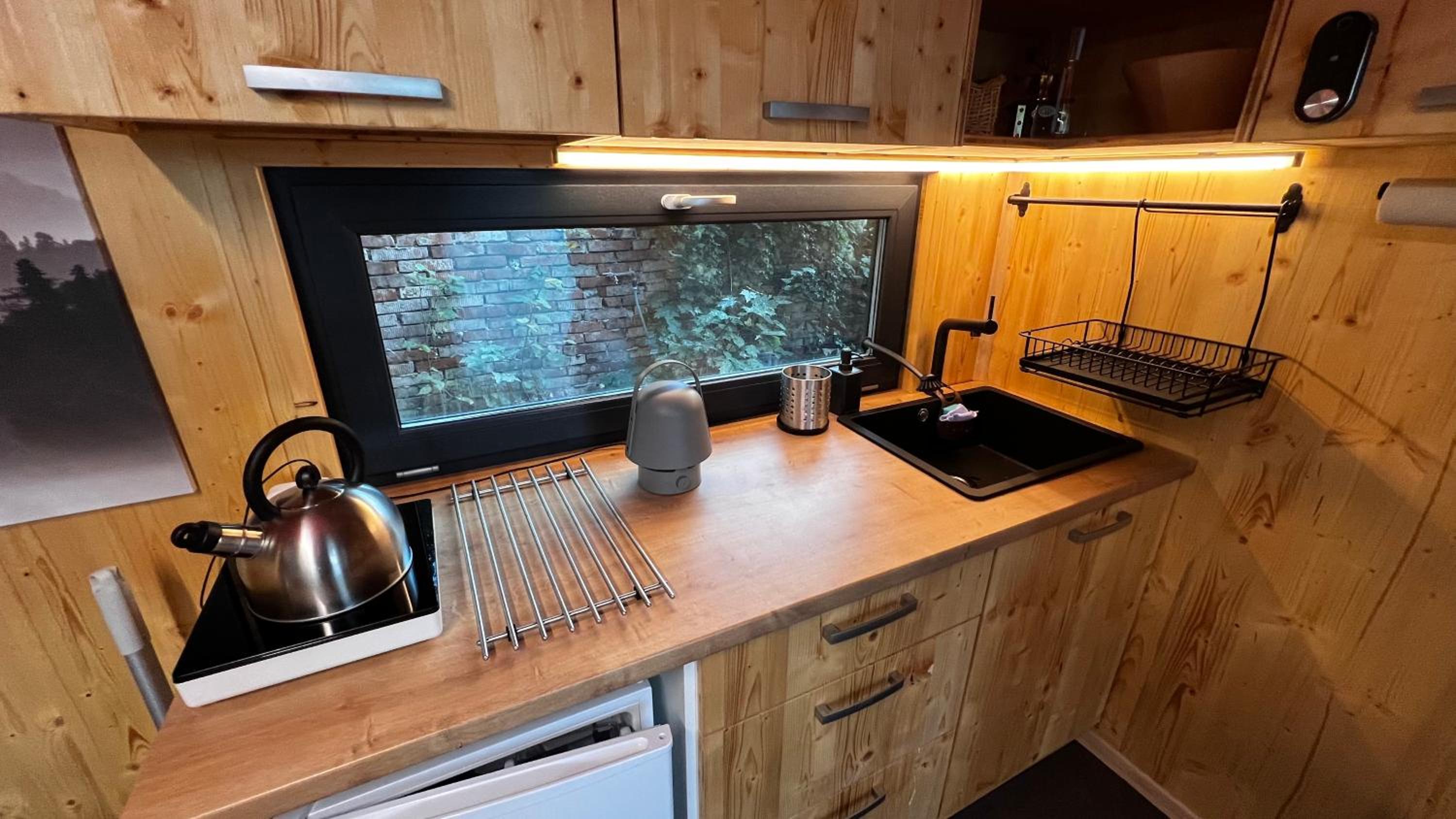 tiny house BARACZEK Brno-Jundrov, ulice Veslařská