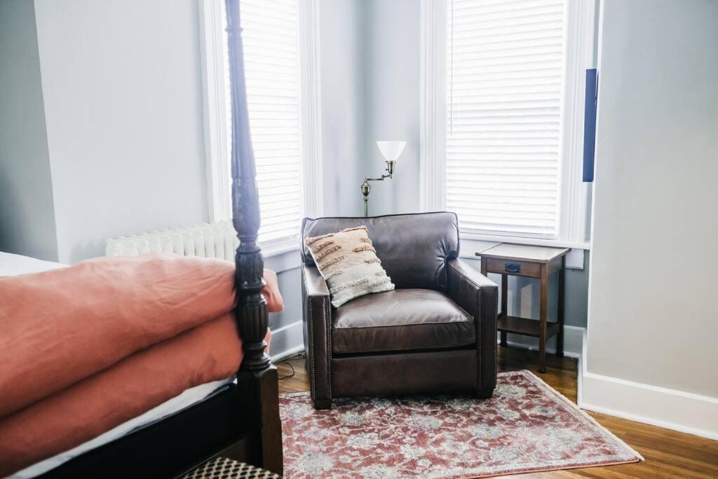 Stephens House-Beautiful Victorian vacation home