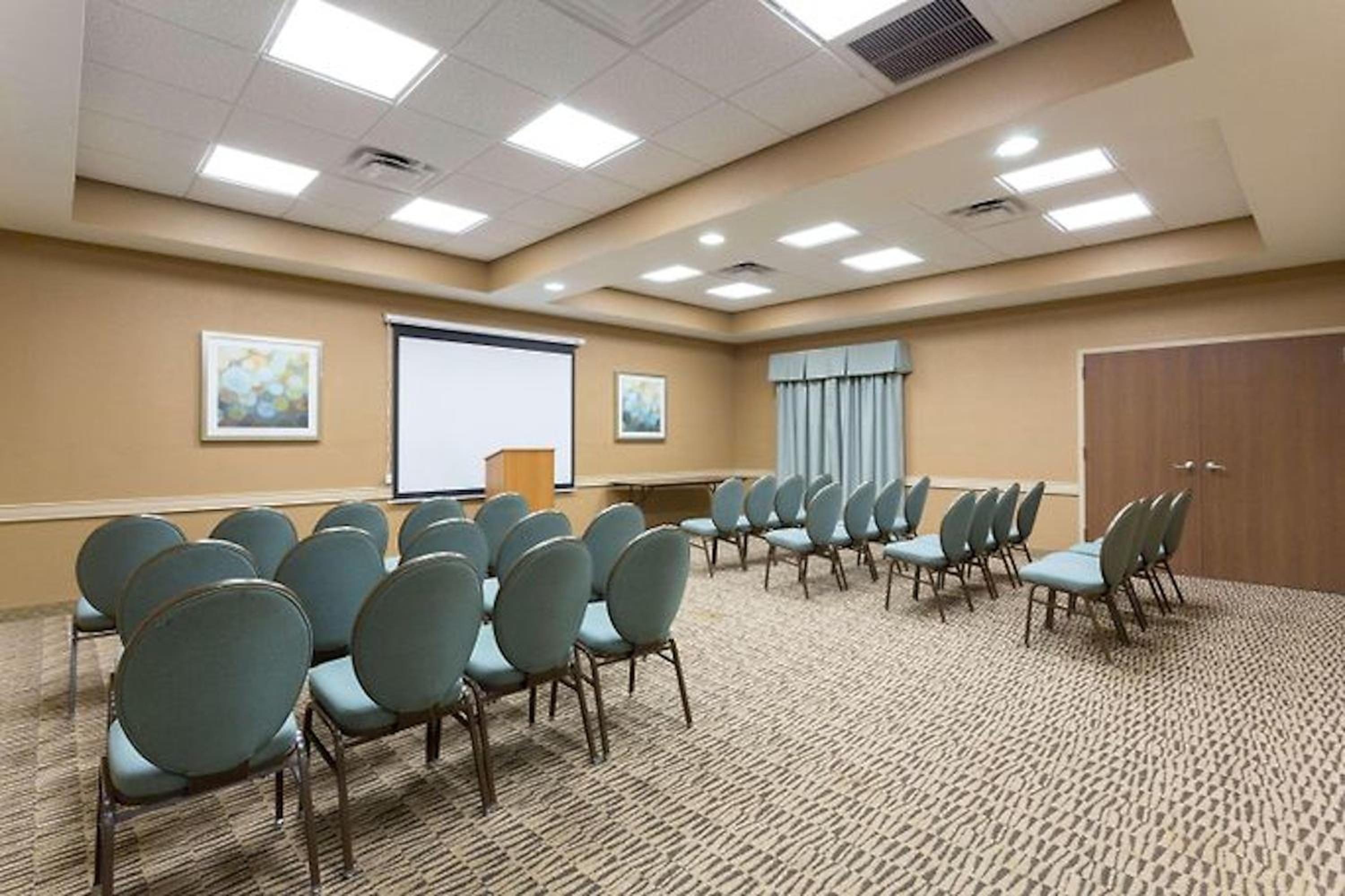 Holiday Inn Express & Suites Palm Coast - I-95