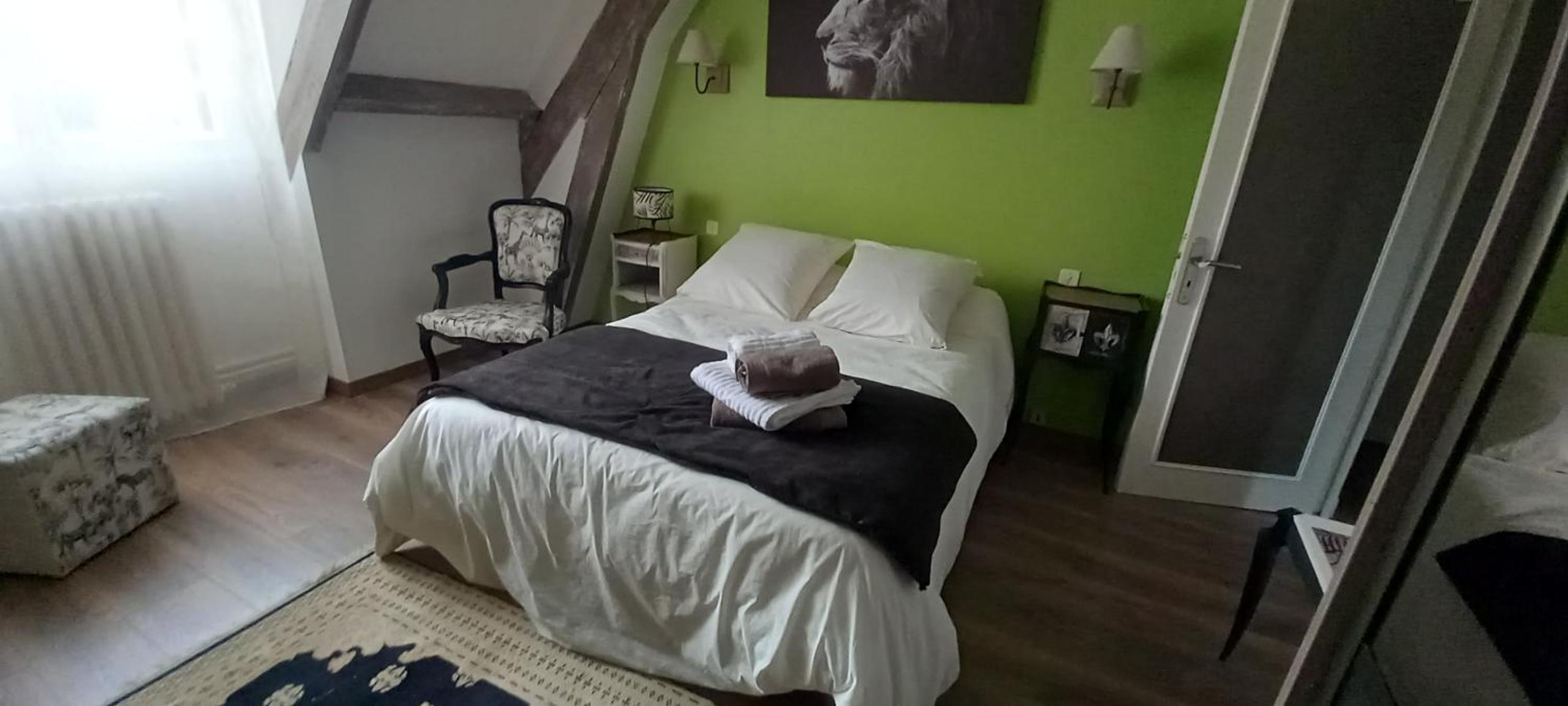 Suite privée dans spacieuse maison du Périgord, avec piscine