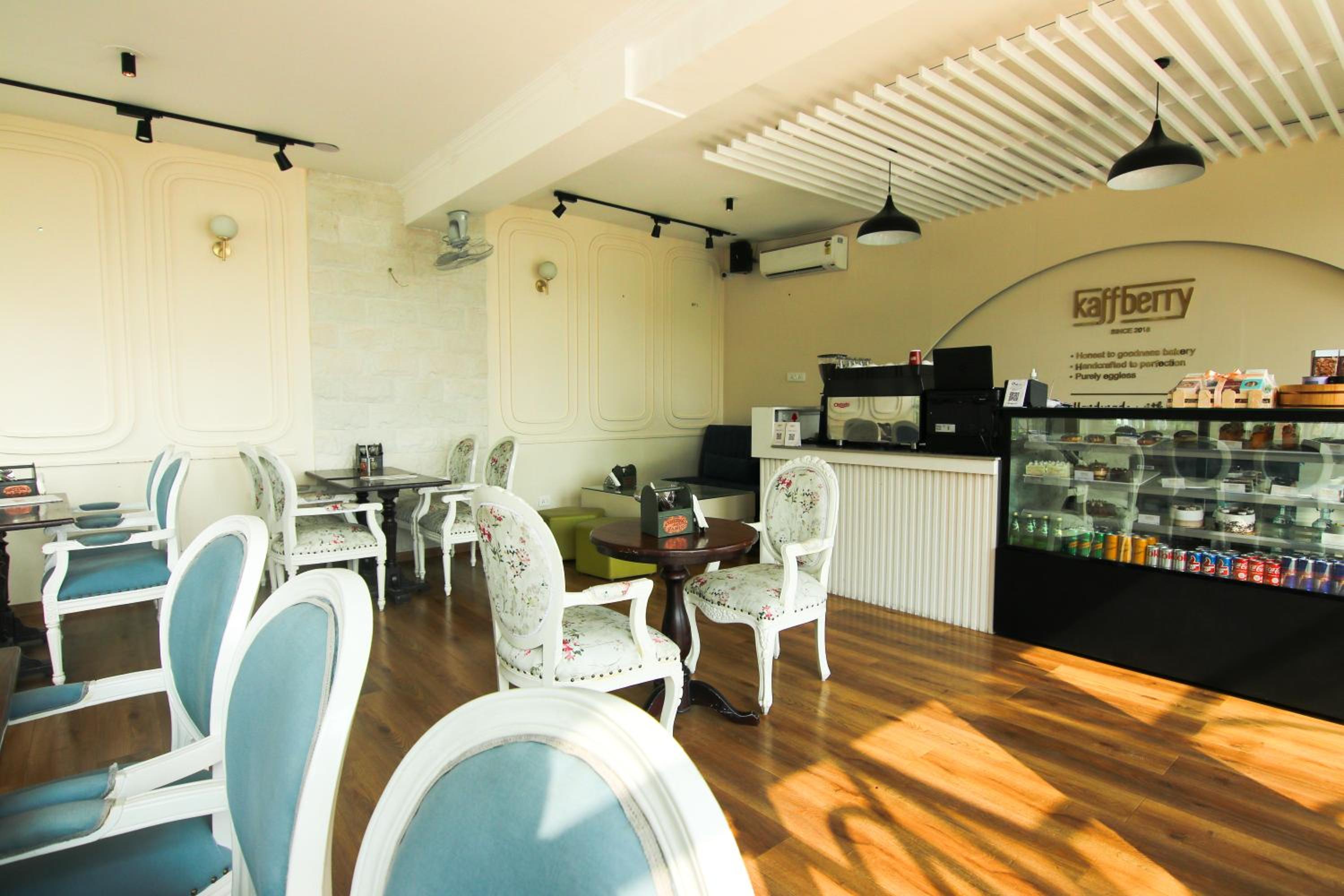 Kaffberry Cafe & Homestays