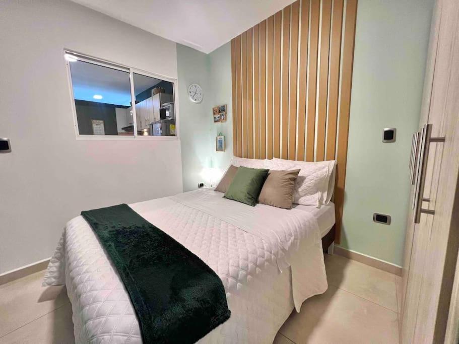 NEW Elegant & Cozy Studio - Best Central Location