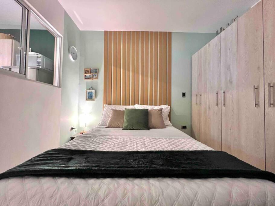 NEW Elegant & Cozy Studio - Best Central Location