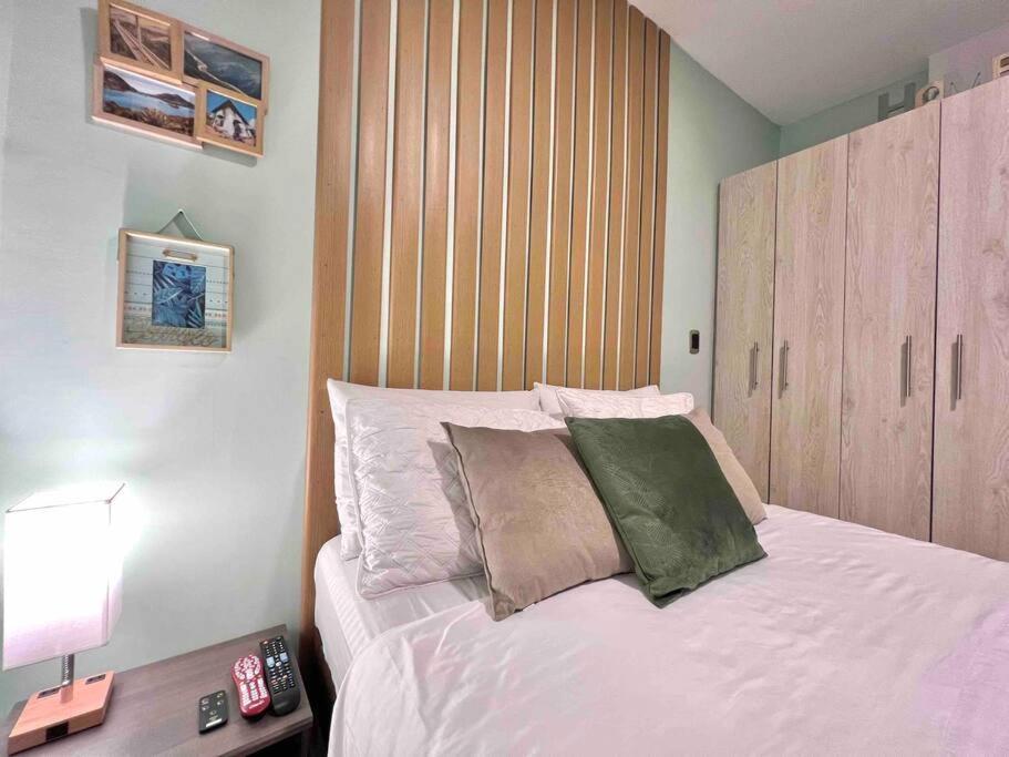 NEW Elegant & Cozy Studio - Best Central Location