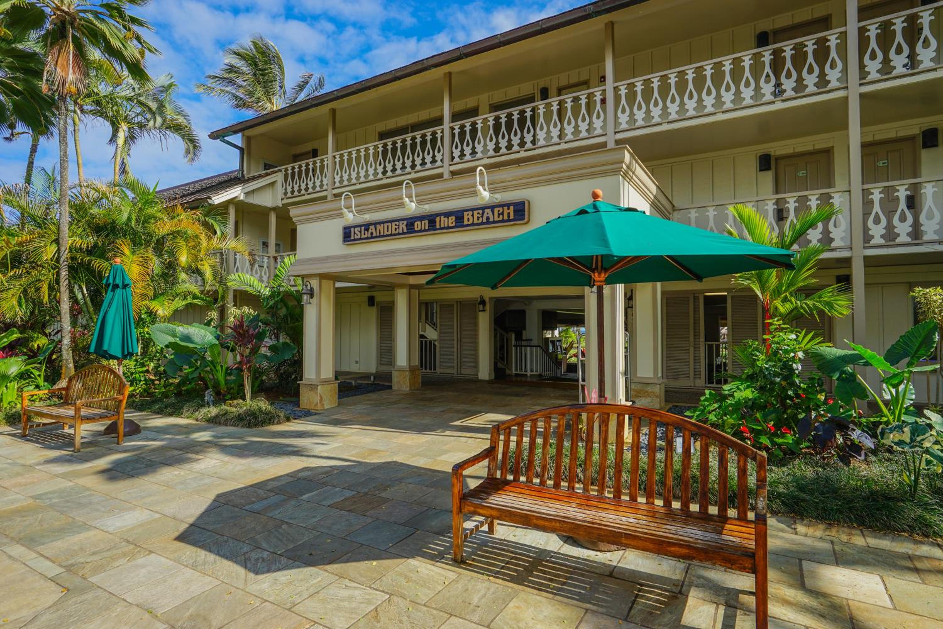 Seaview at the Islander on the Beach Oceanview Studio 201 view 5