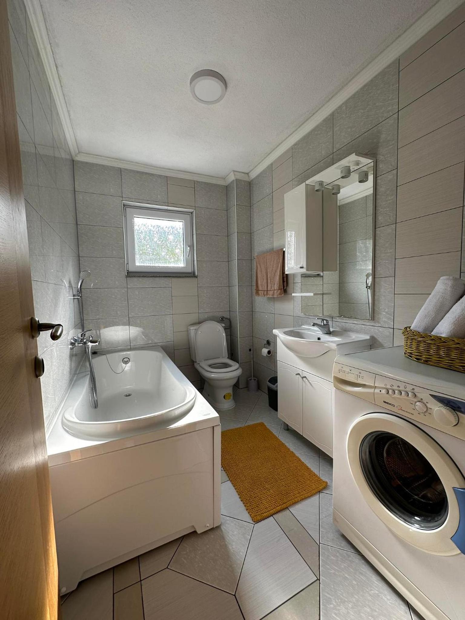 Apartment Riverstone Retreat