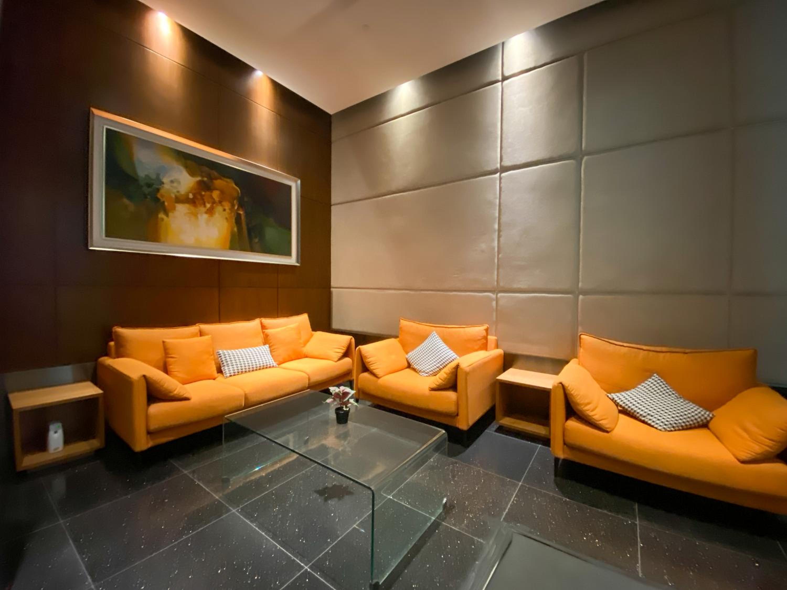 Lavile Homestay near Sunway Velocity and MRT Maluri by Iconique