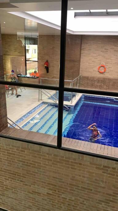 Apartaestudio - acogedor- Pool- Gym