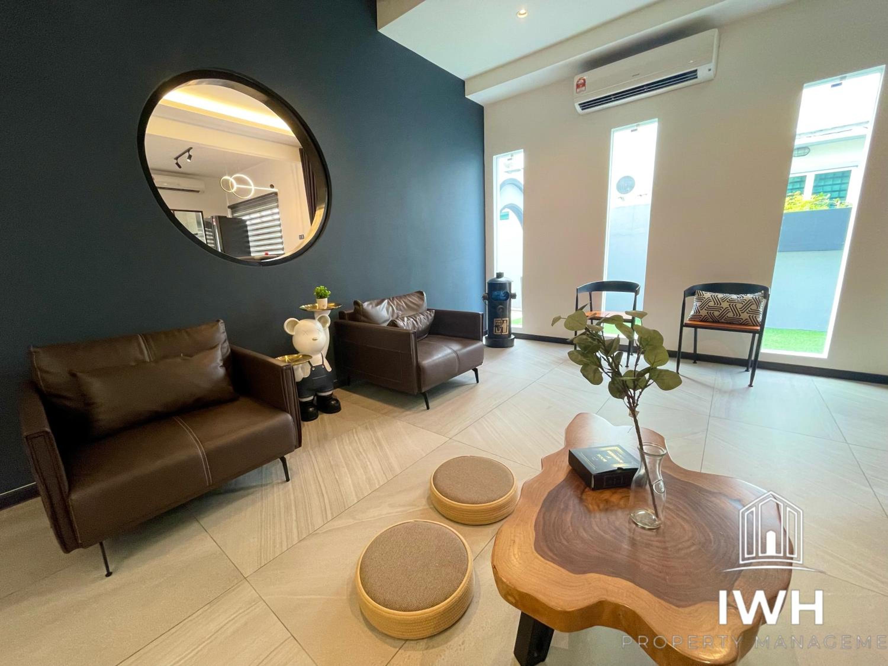 Ipoh 19A Villa for 12pax 6 Carpark with BBQ by IWH